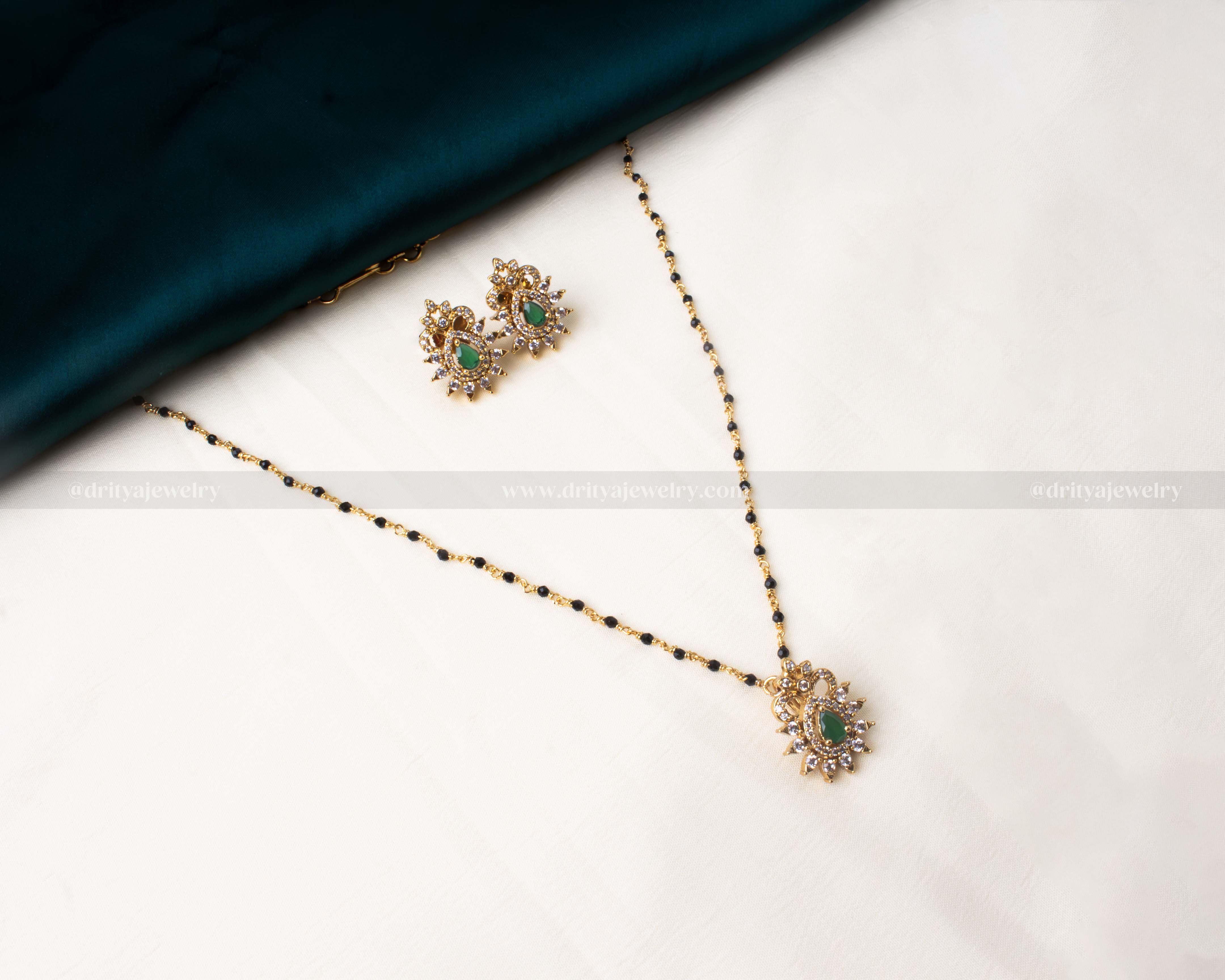 Black Beads Necklace Set