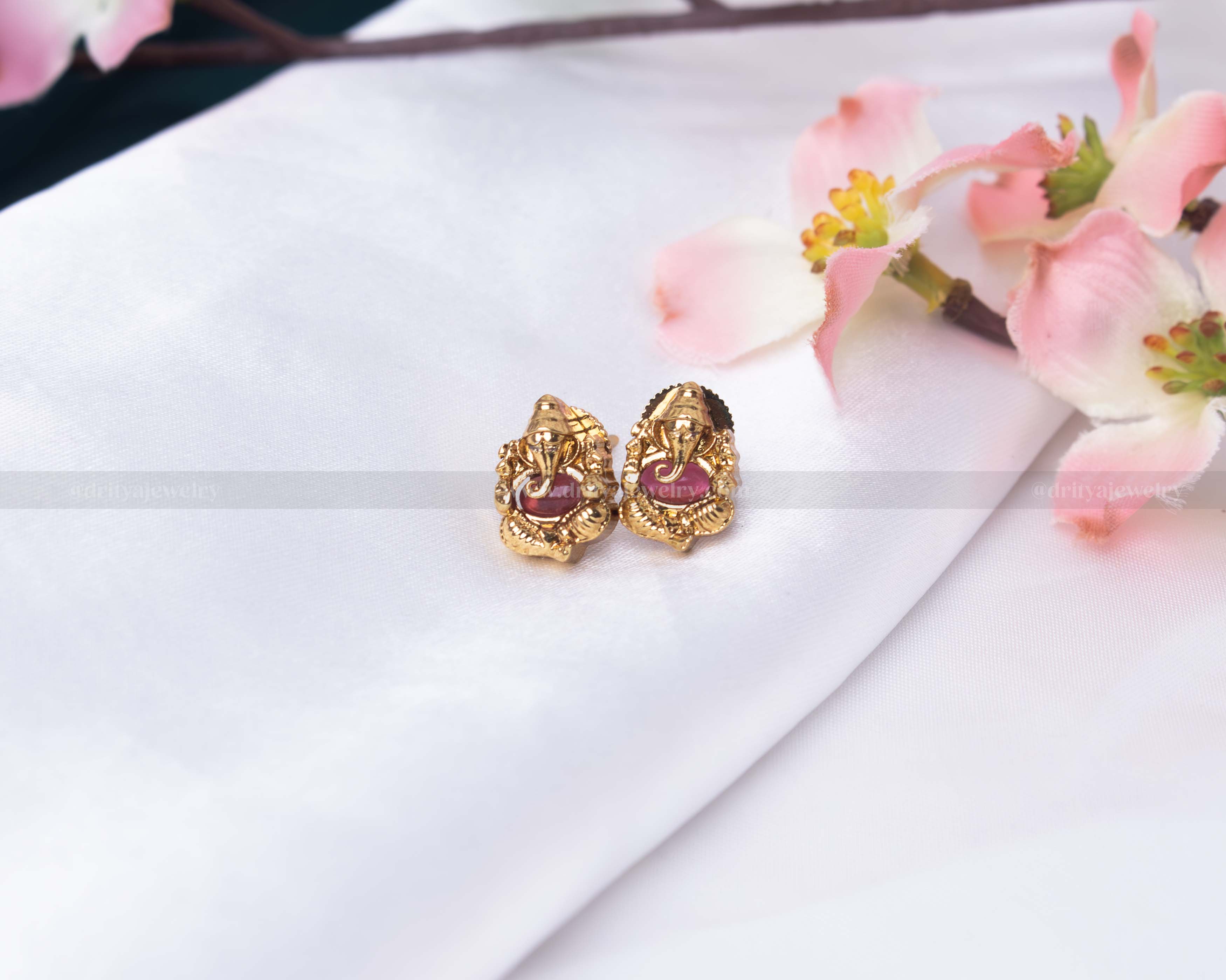 Ganesha Navaratna Necklace