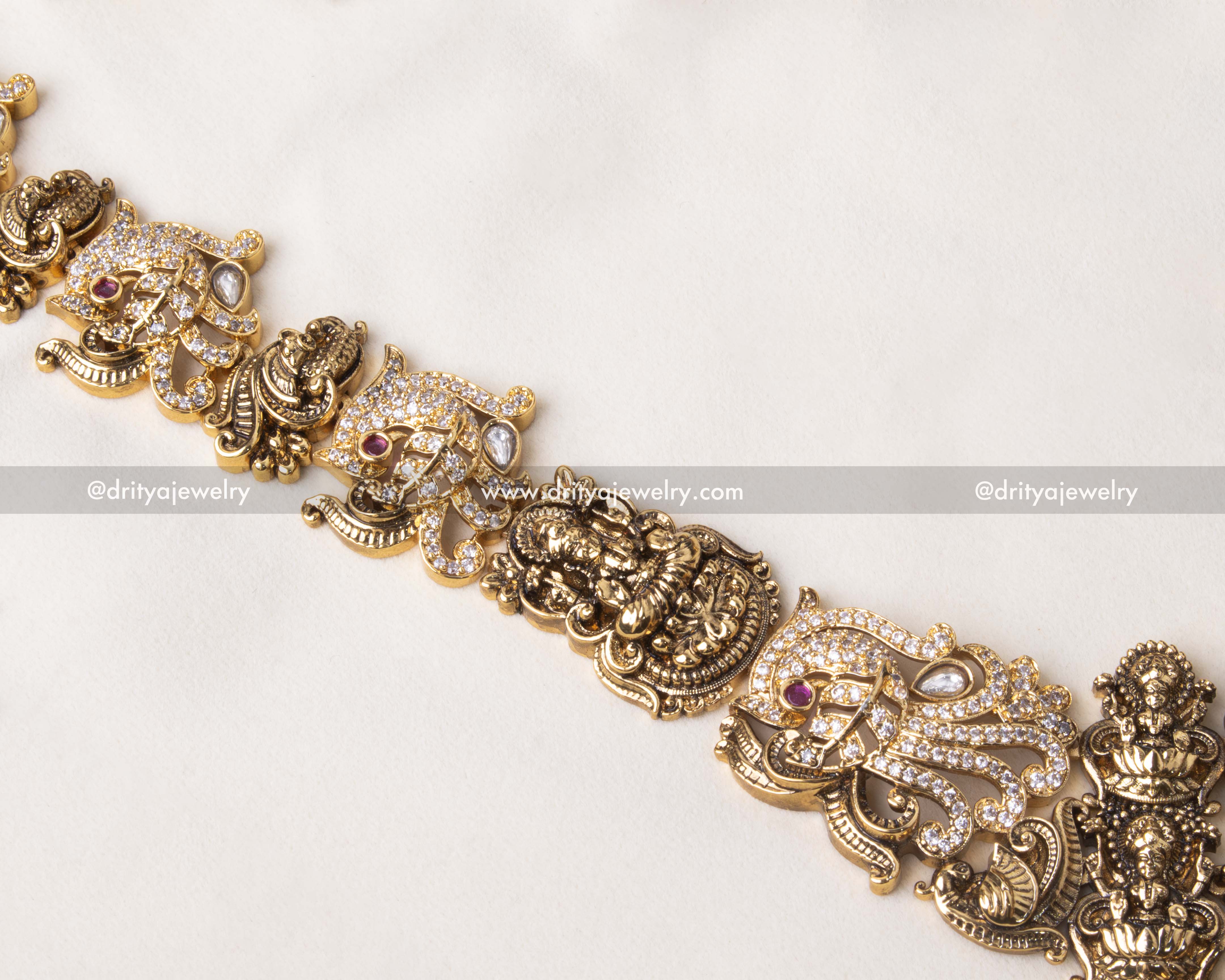 Premium Nakshi Bridal Set (4-Piece)