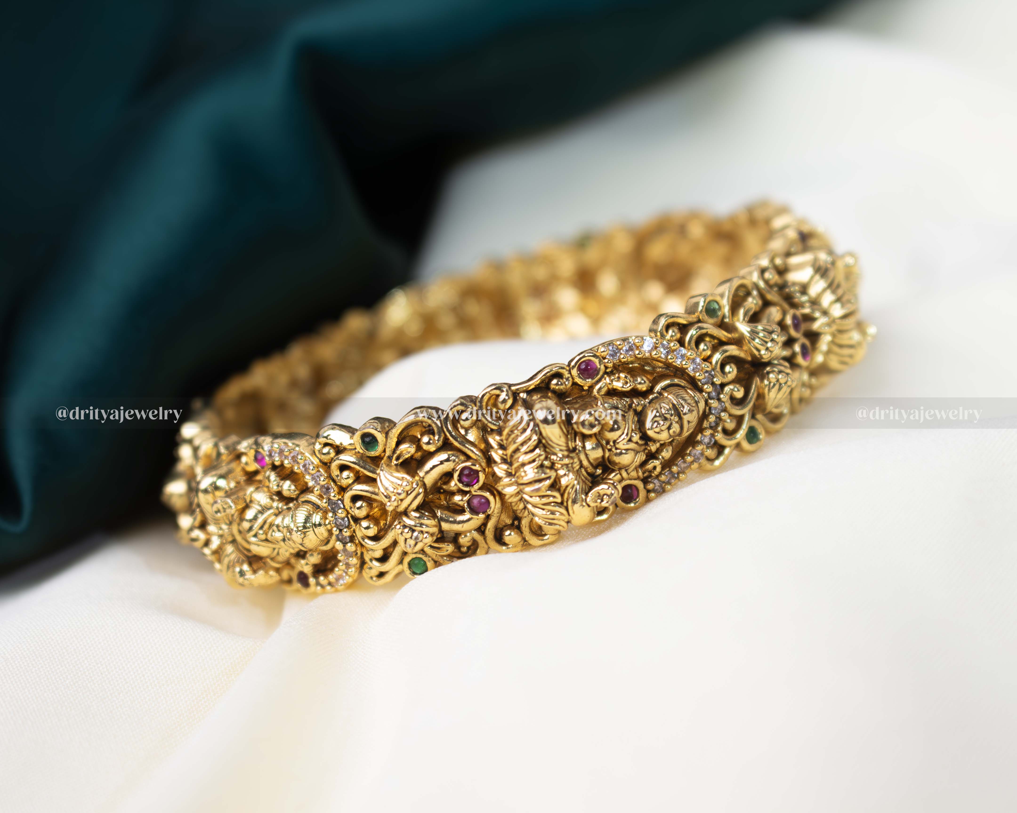 Openable Temple Bangle