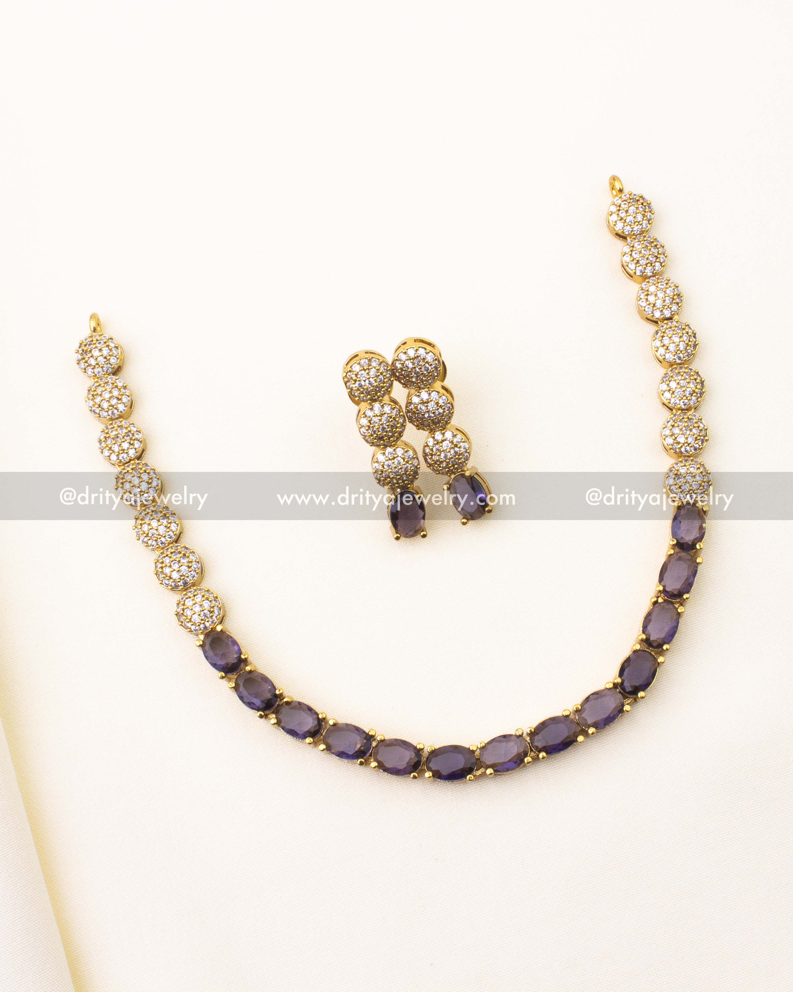 Simple AD Short Necklace Set