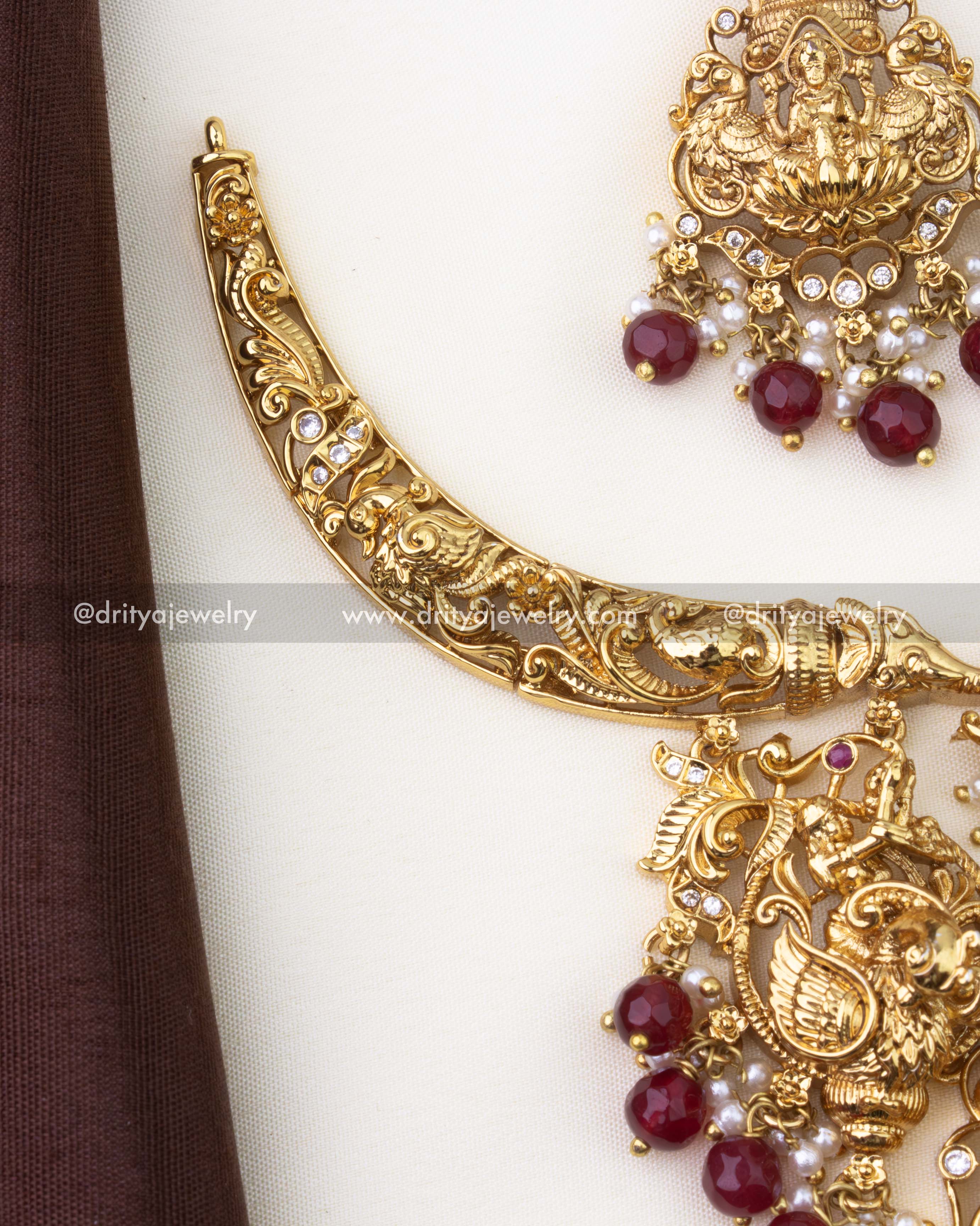1263-R close-up of kanti-style necklace arm with intricate nakshi work and stones