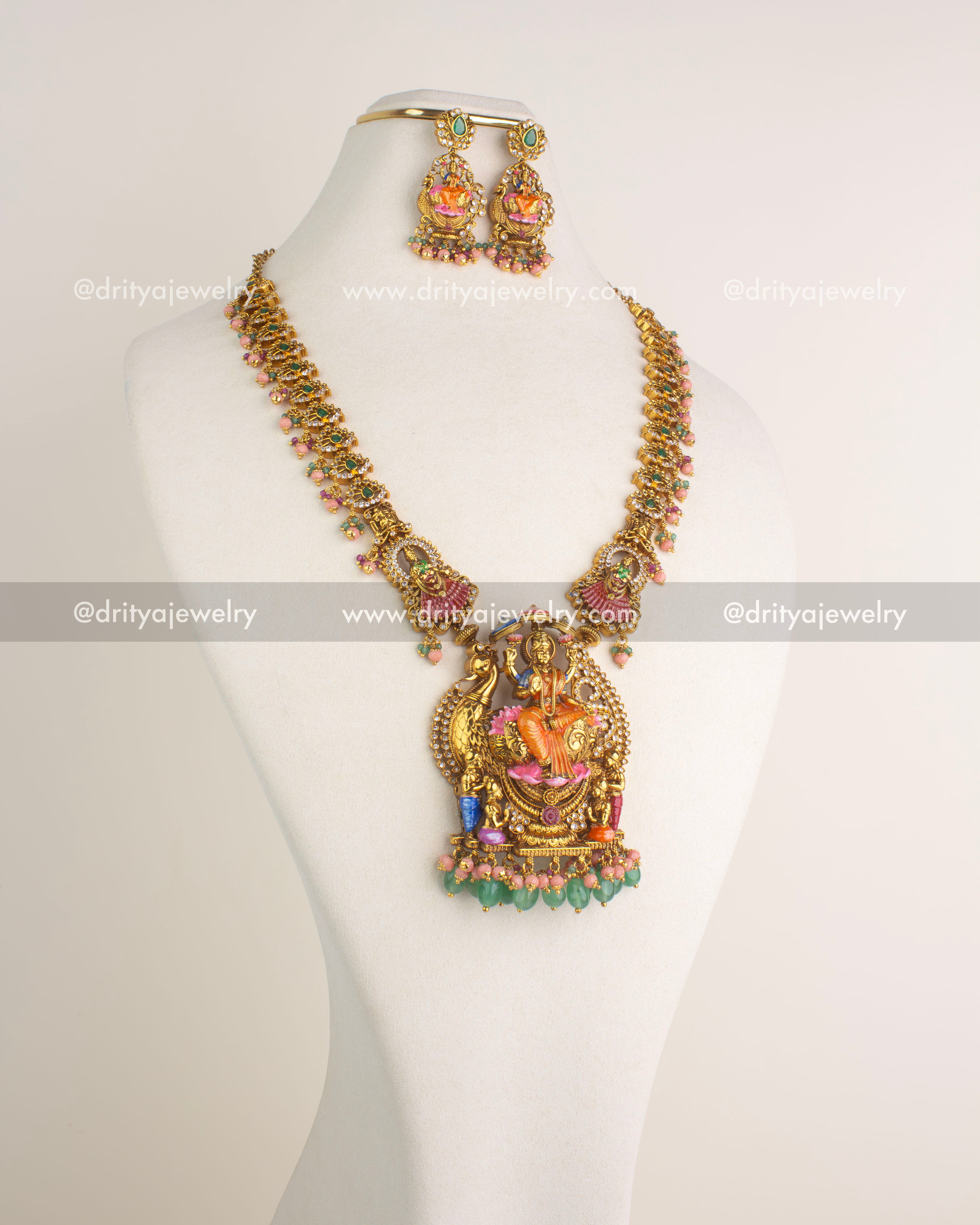 1197 Necklace Set angled view of ornate god idol pendant and side motifs