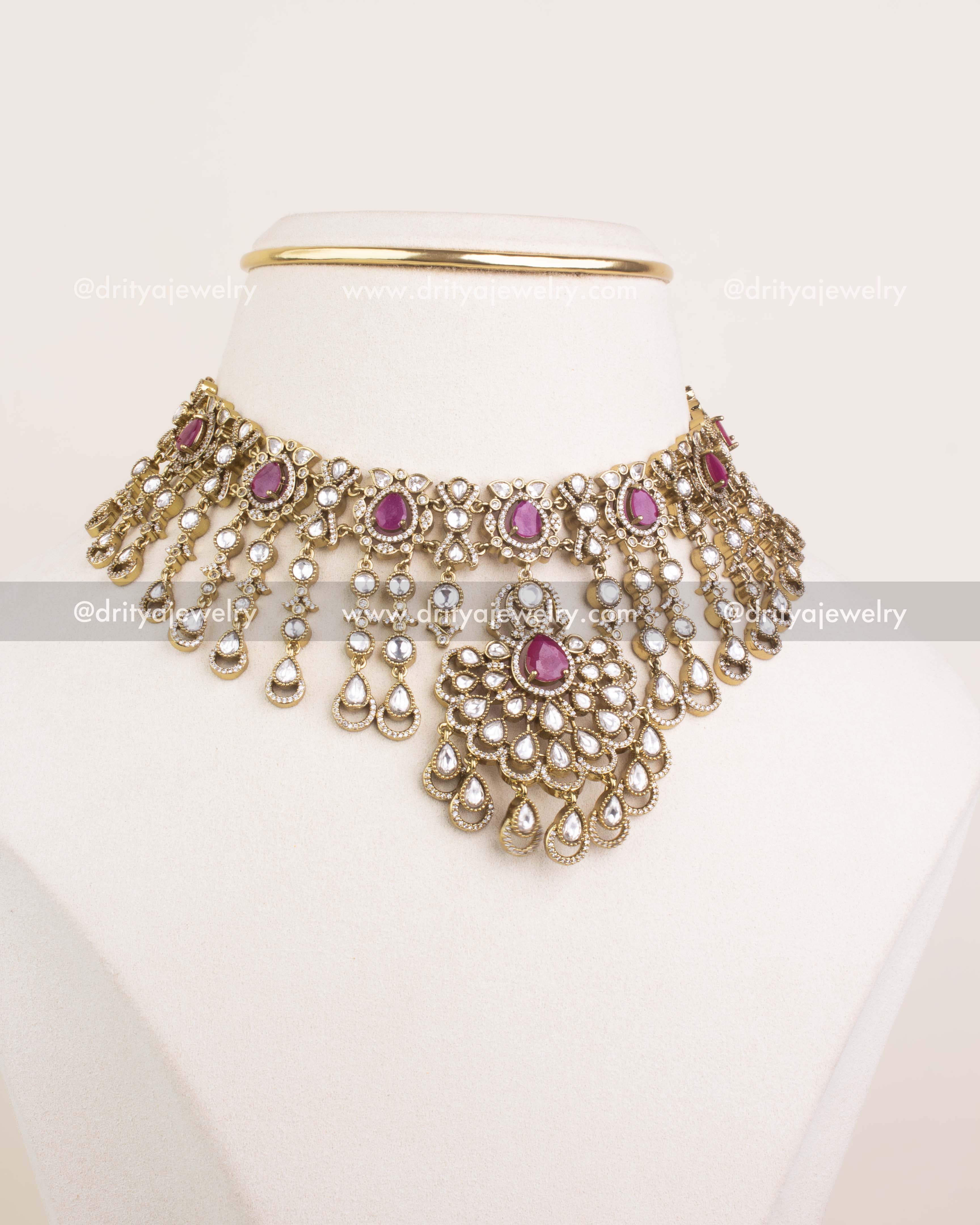 1237-P Victorian-style ruby pink kundan choker necklace full frontal view
