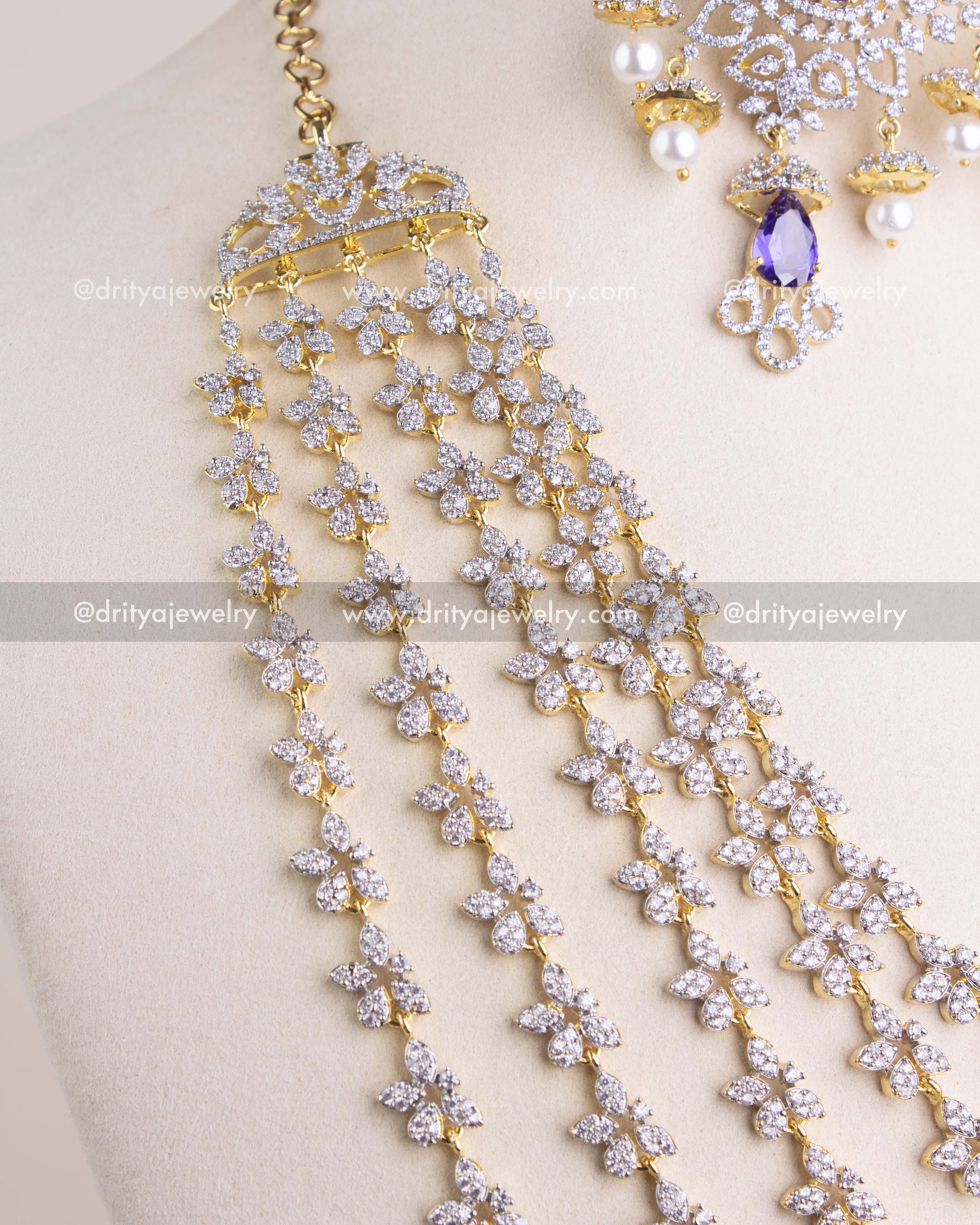 1230 - Side view of multi-row floral CZ chains and clasp detailing of the necklace