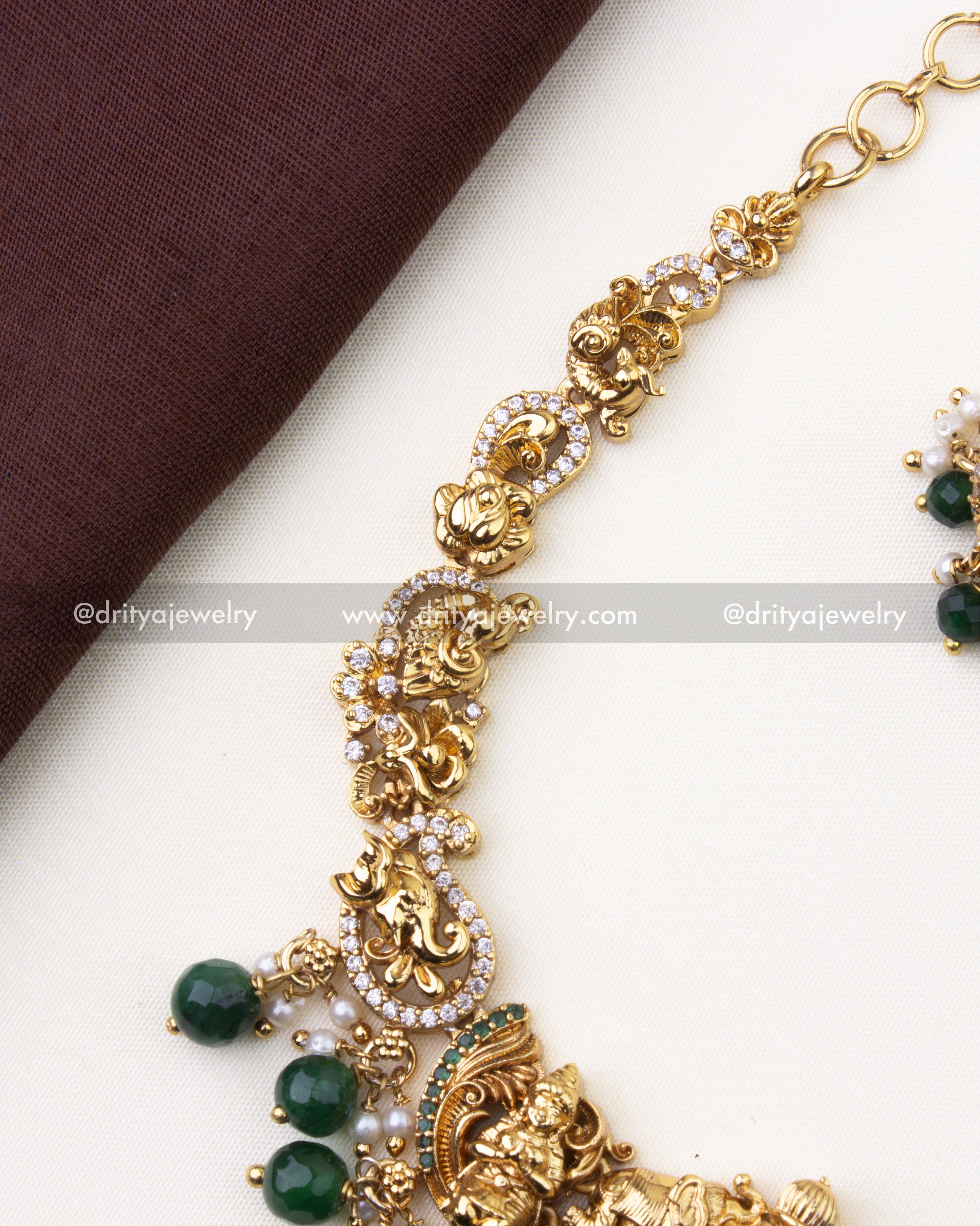 1101-G side section of temple necklace showing nakshi detailing and sparkling stones