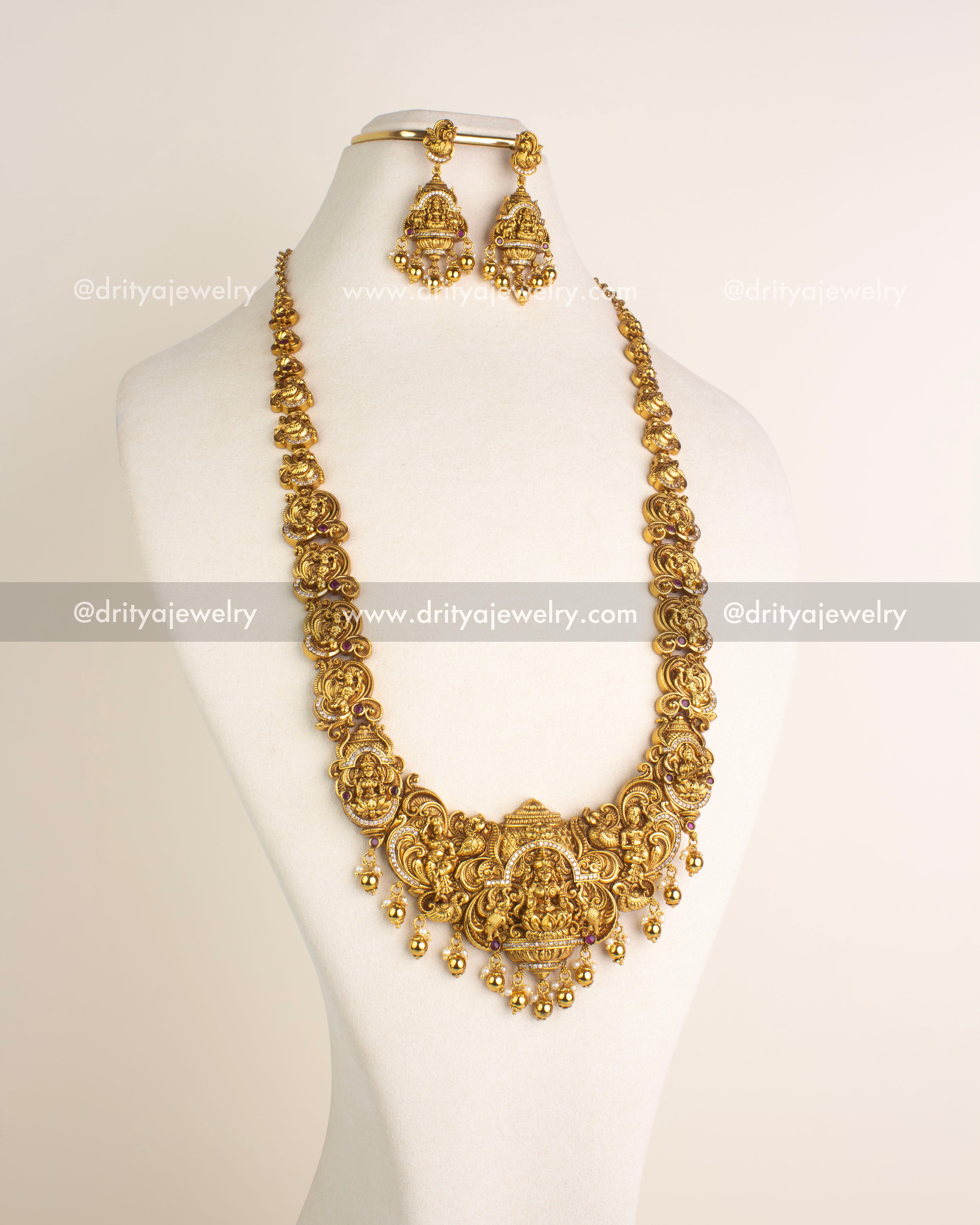 1176 Necklace Set angled front view highlighting temple-style pendant and earrings
