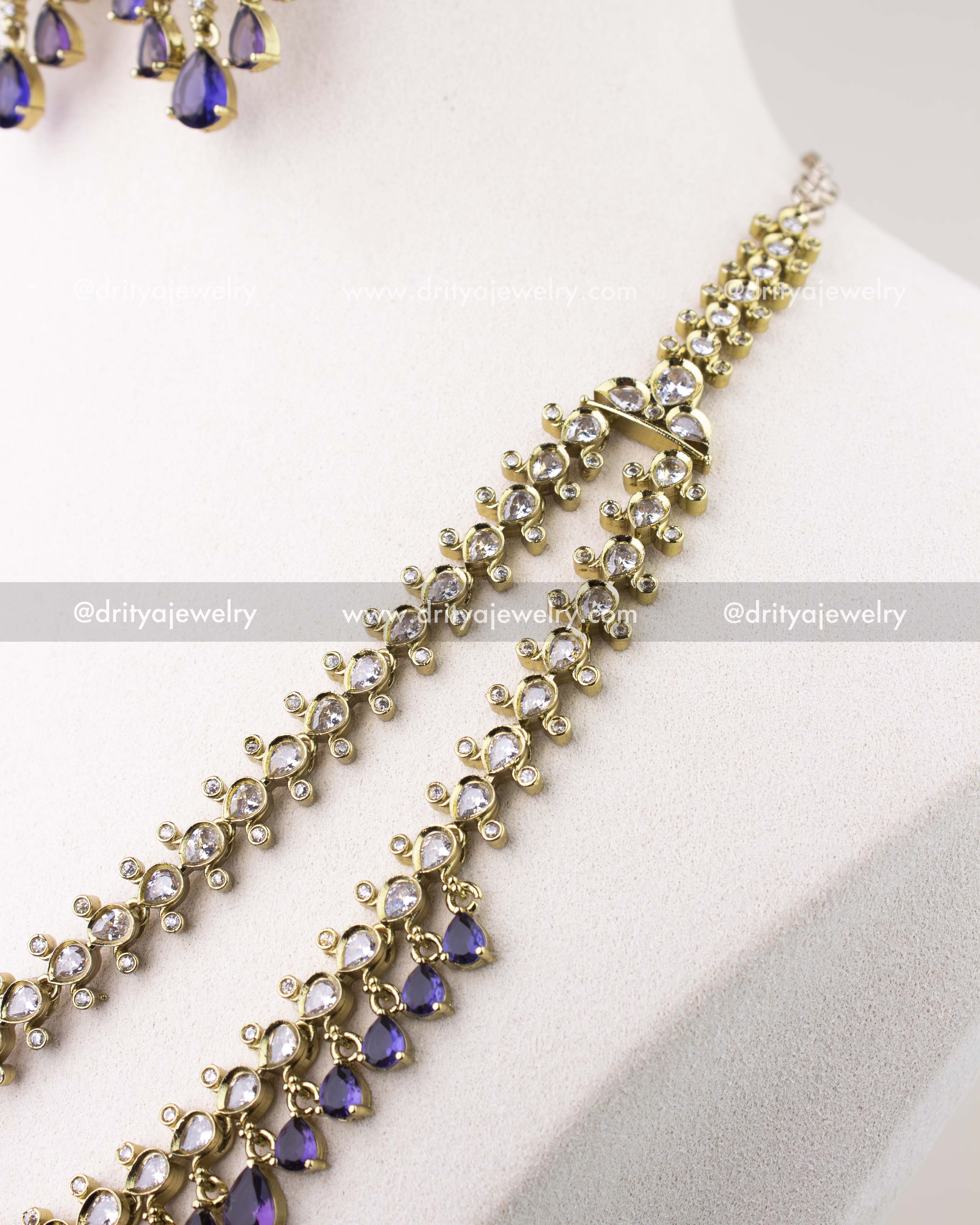 1088-PU - Side view showing dual layers and stone detailing of necklace