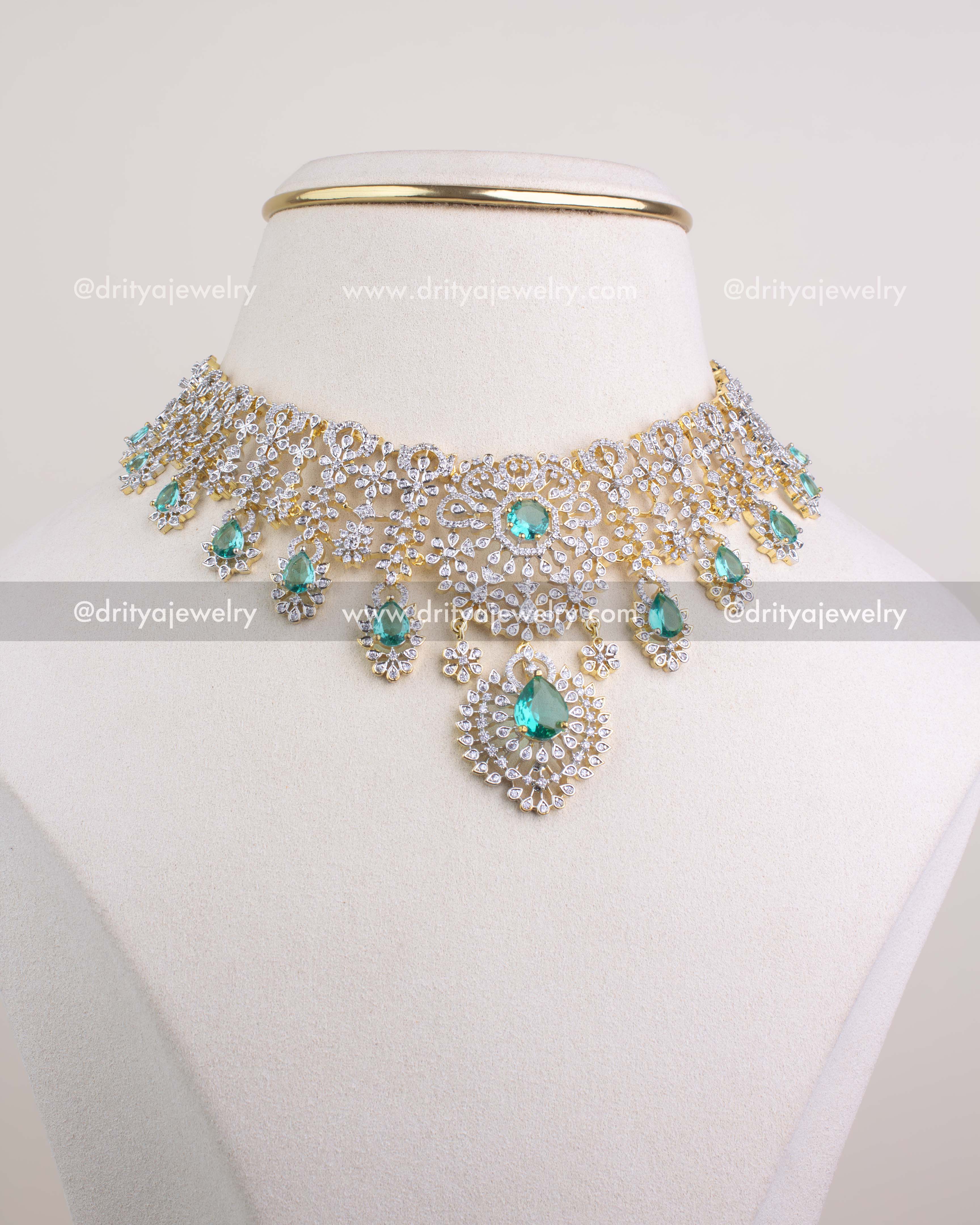 1227 - Full front view of emerald CZ short necklace without earrings inset