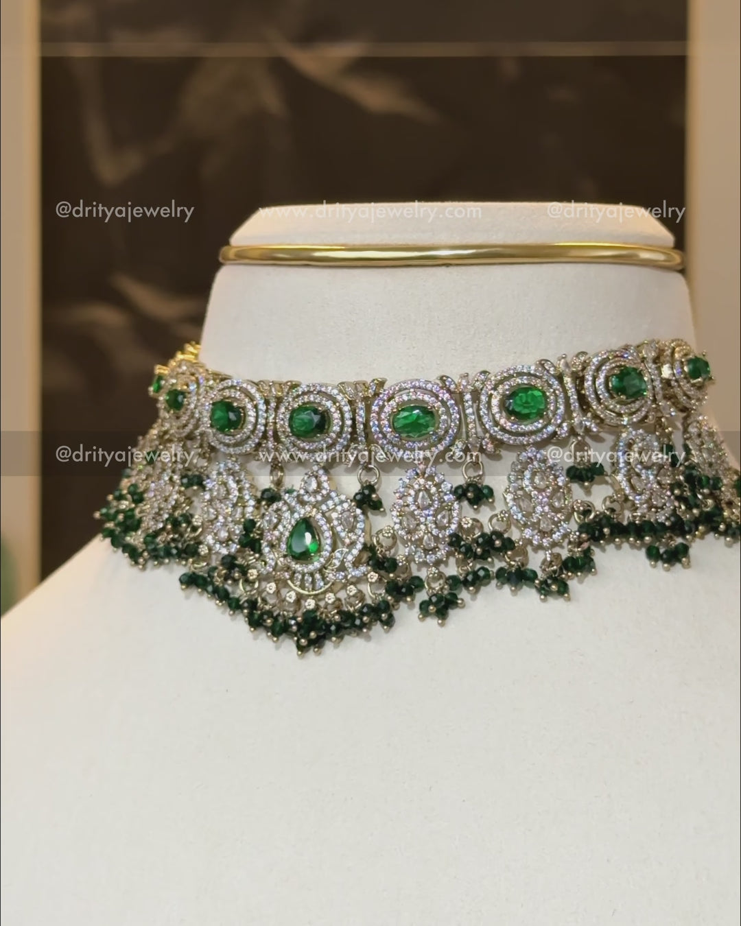 Premium Victorian Heavy Choker Set with Earrings - Emerald Green
