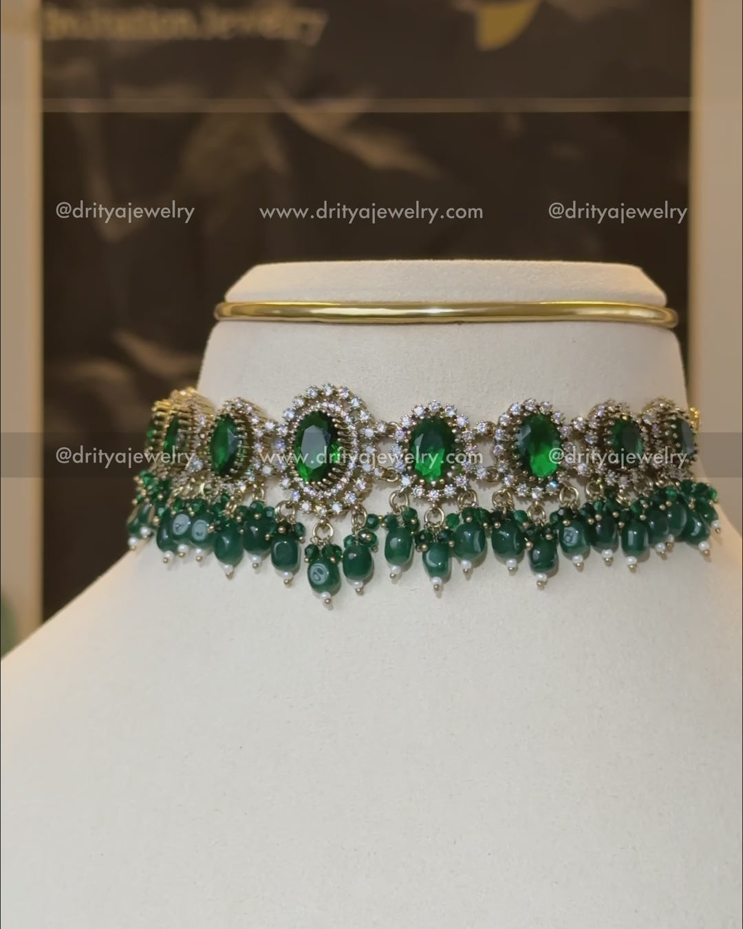 Victorian Choker Set with Emerald Green Stones