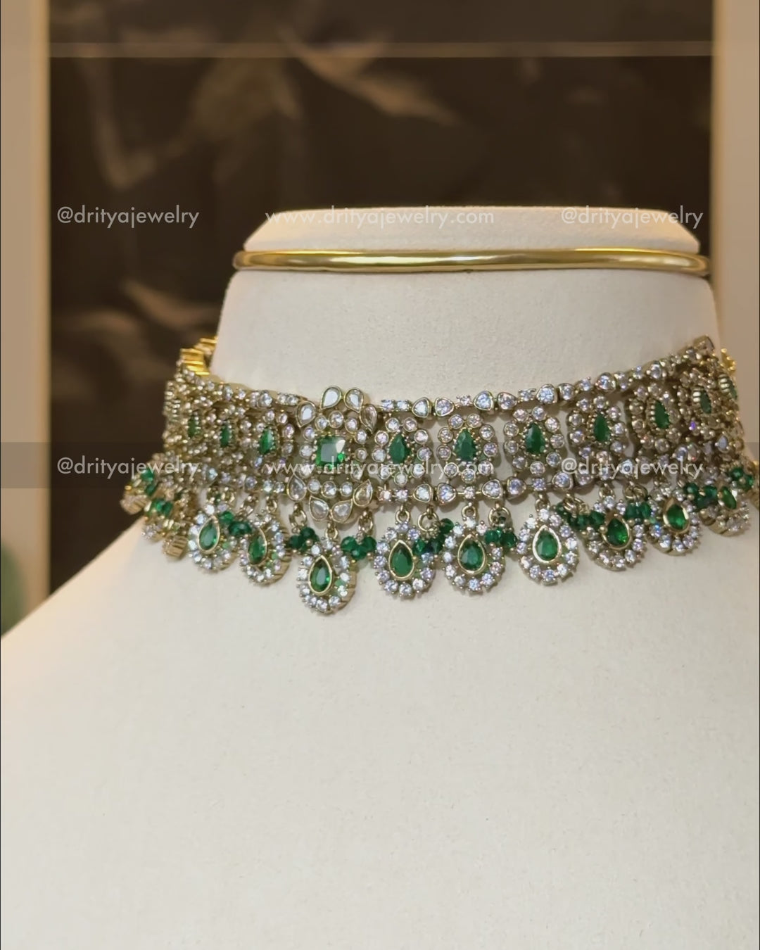 Premium Victorian Choker Necklace Set - Emerald