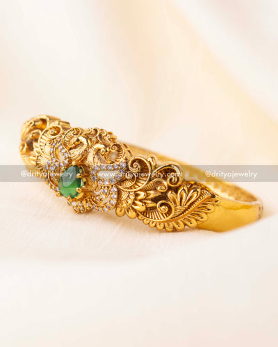 Premium Antique Openable Kada with Green Stone