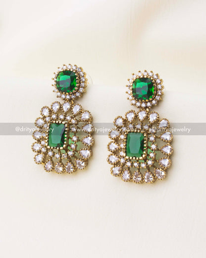 Premium Victorian necklace set with emerald green stones and matching earrings