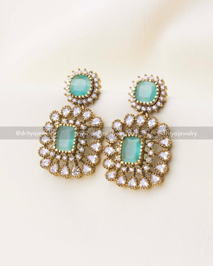 Premium Victorian short necklace set with mint green stones and earrings