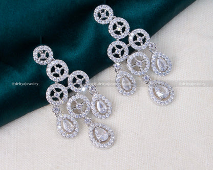 Elegant Zircon Radiance short necklace set with sparkling cubic zirconia, accompanied by matching earrings.