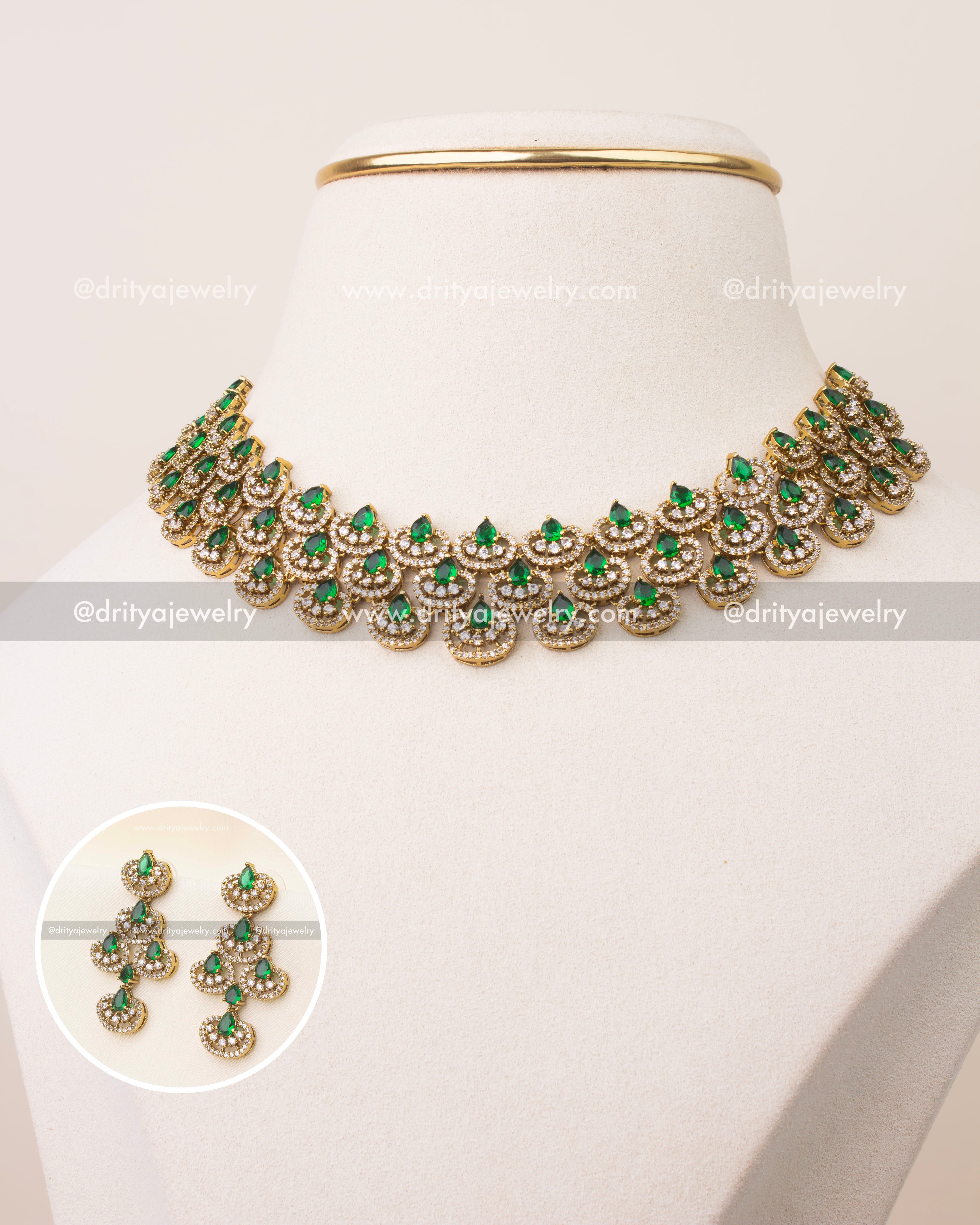 Premium Victorian short necklace with emerald green CZ stones and gold polish