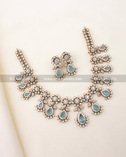 Victorian Short Necklace with Mint CZ Stones – Full Set Display