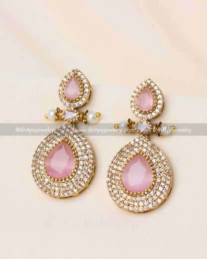 Victorian Layered Short Necklace - Blush Pink