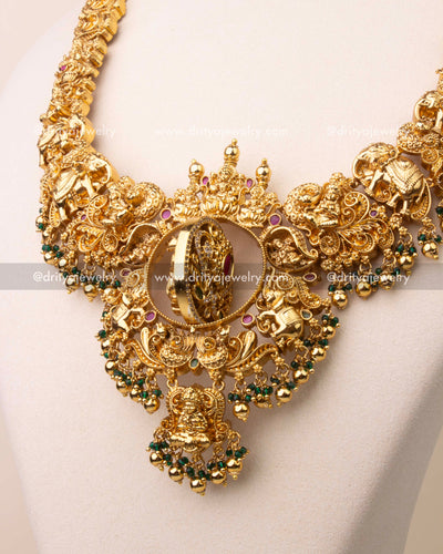 Side view showing the rotating pendant design mechanism