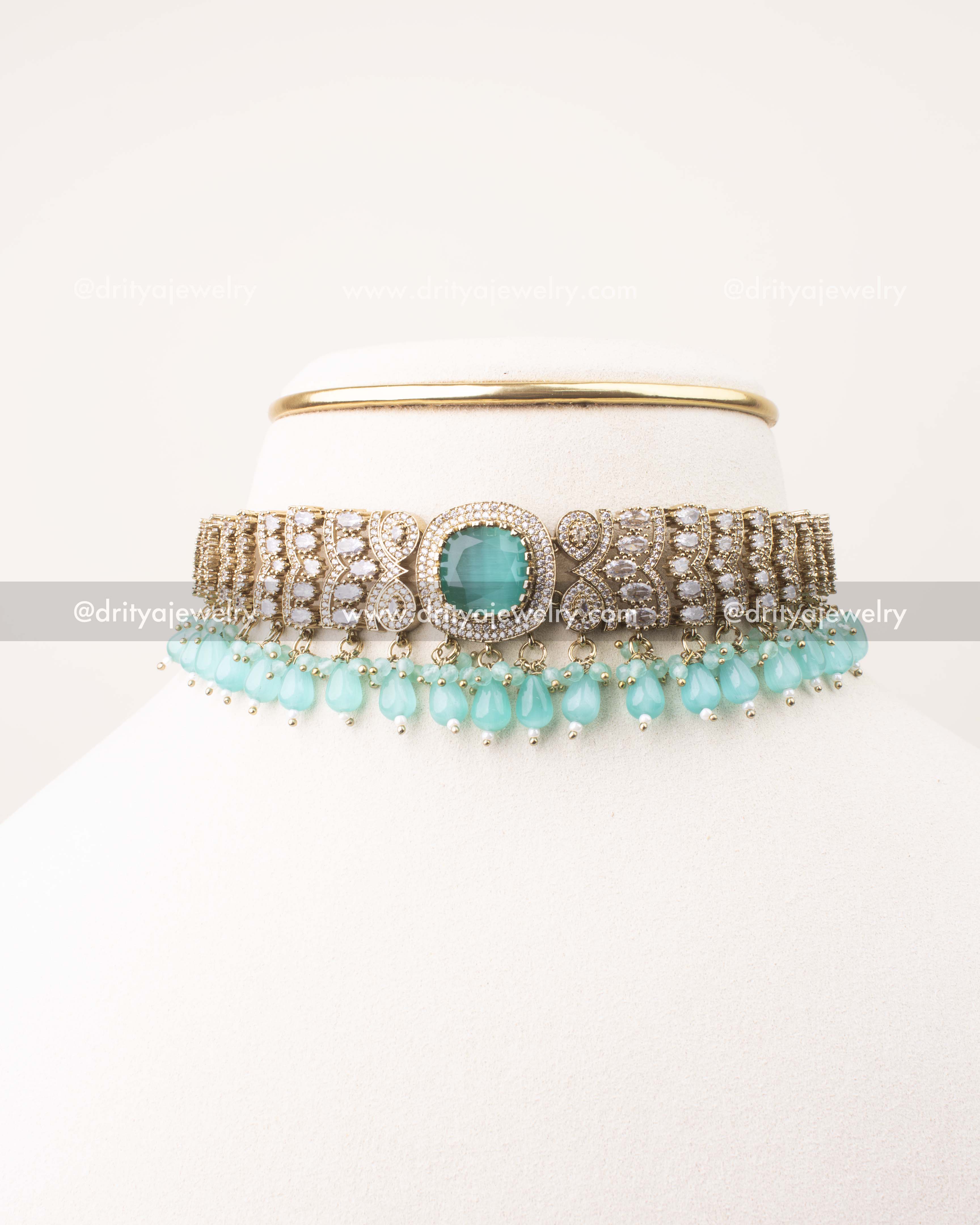 Victorian choker set mint worn on display bust