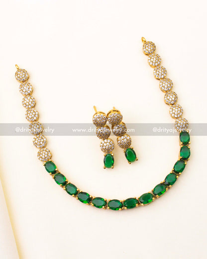 Simple AD Short Necklace Set