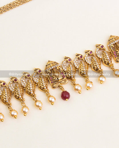 Adjustable gold-plated chain of Nakshi hip belt with antique polish