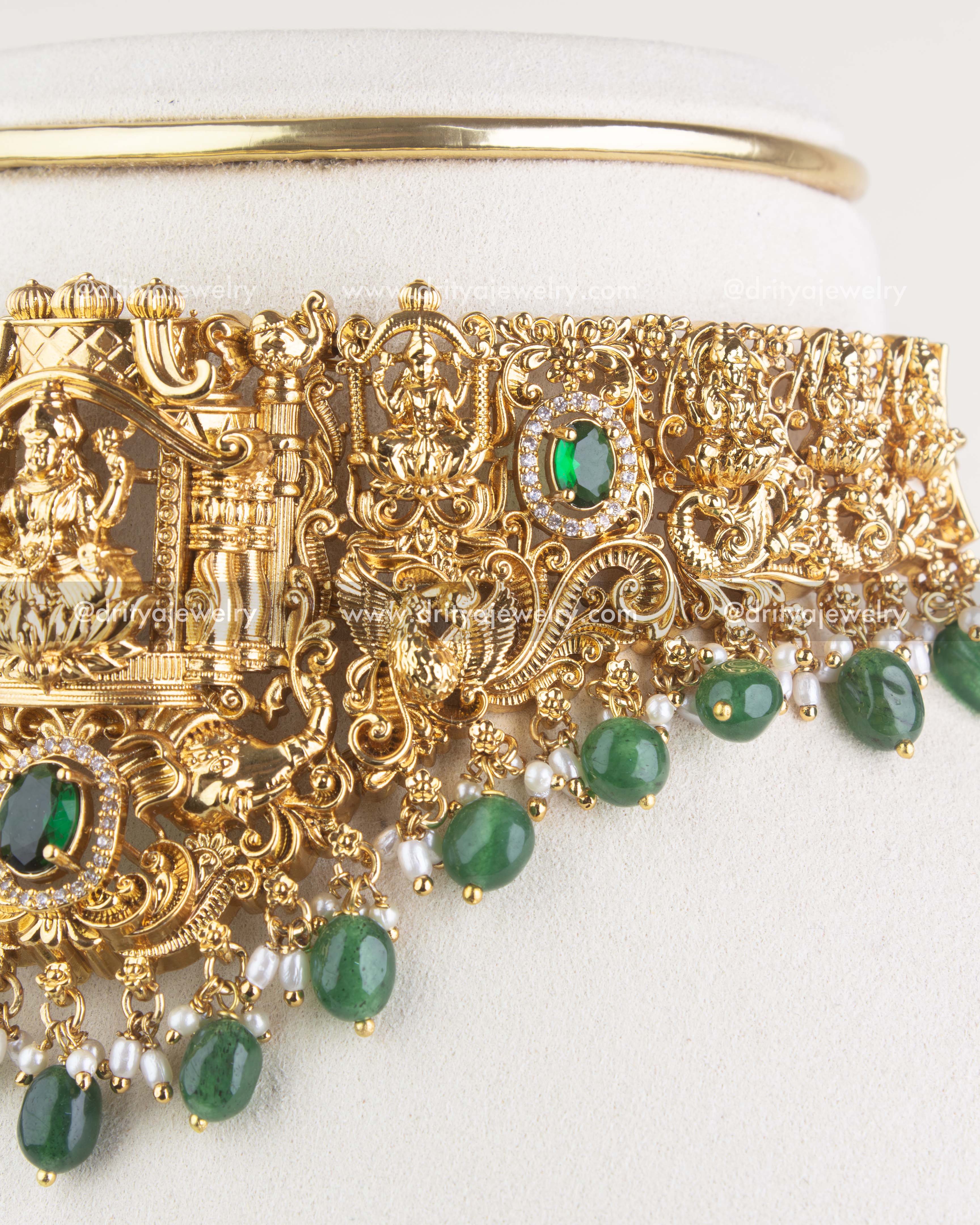1117-G - Necklace Set - Side close-up of nakshi work and emerald stones with bead drops