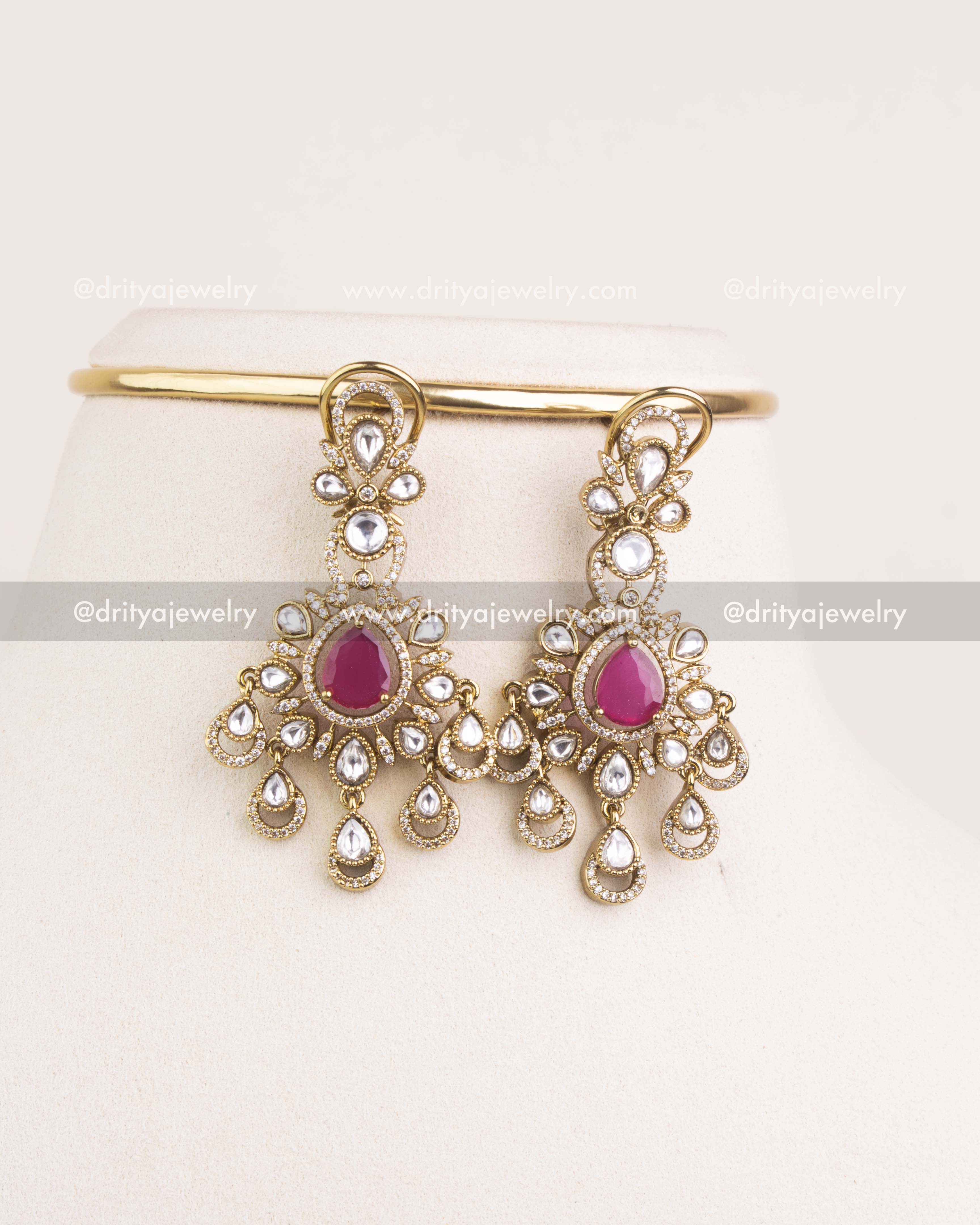 1237-P matching ruby pink Polki kundan chandelier earrings close-up