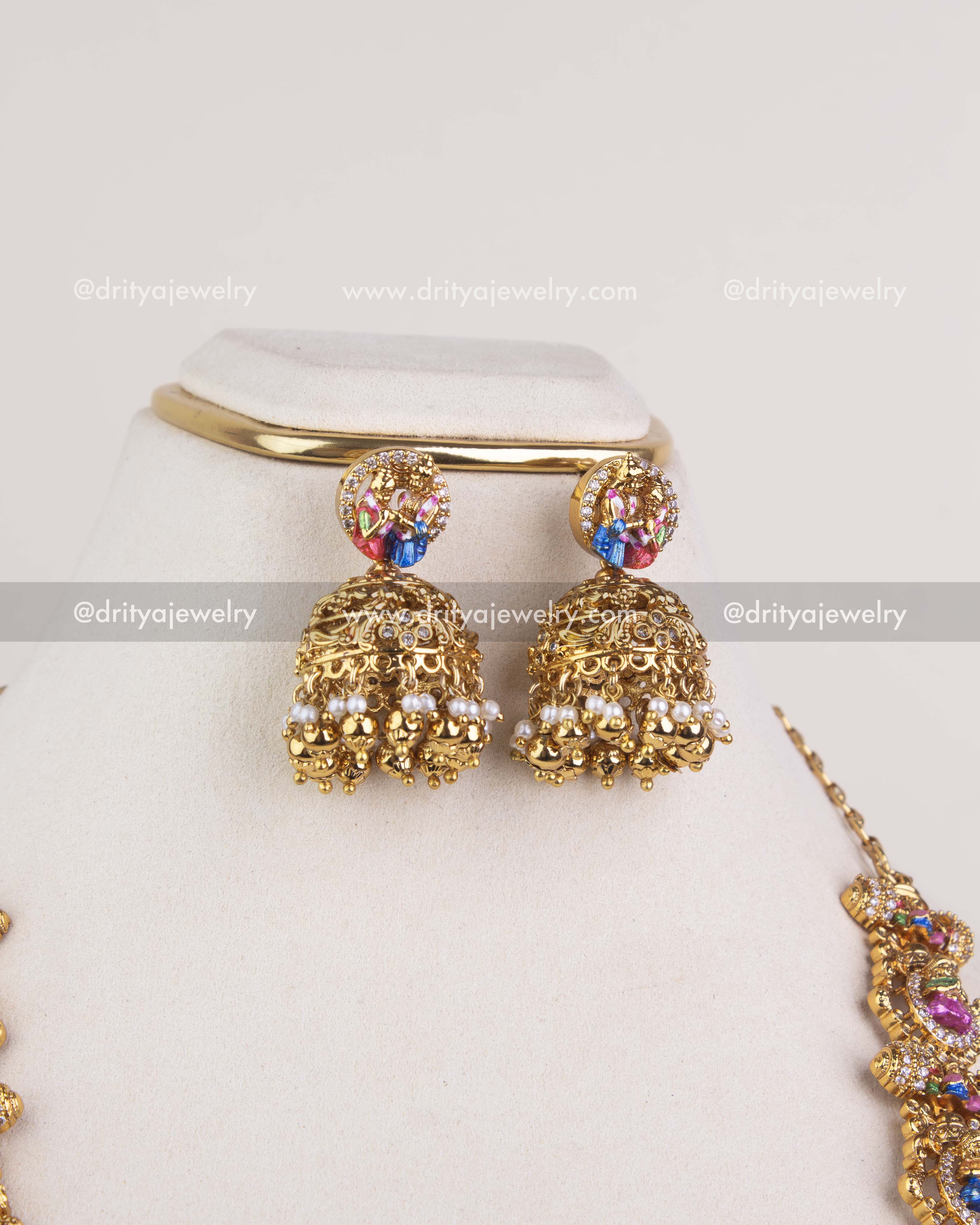 SKU 1246 - Long Srinivasa Kalyanam necklace set jhumka earrings close-up view