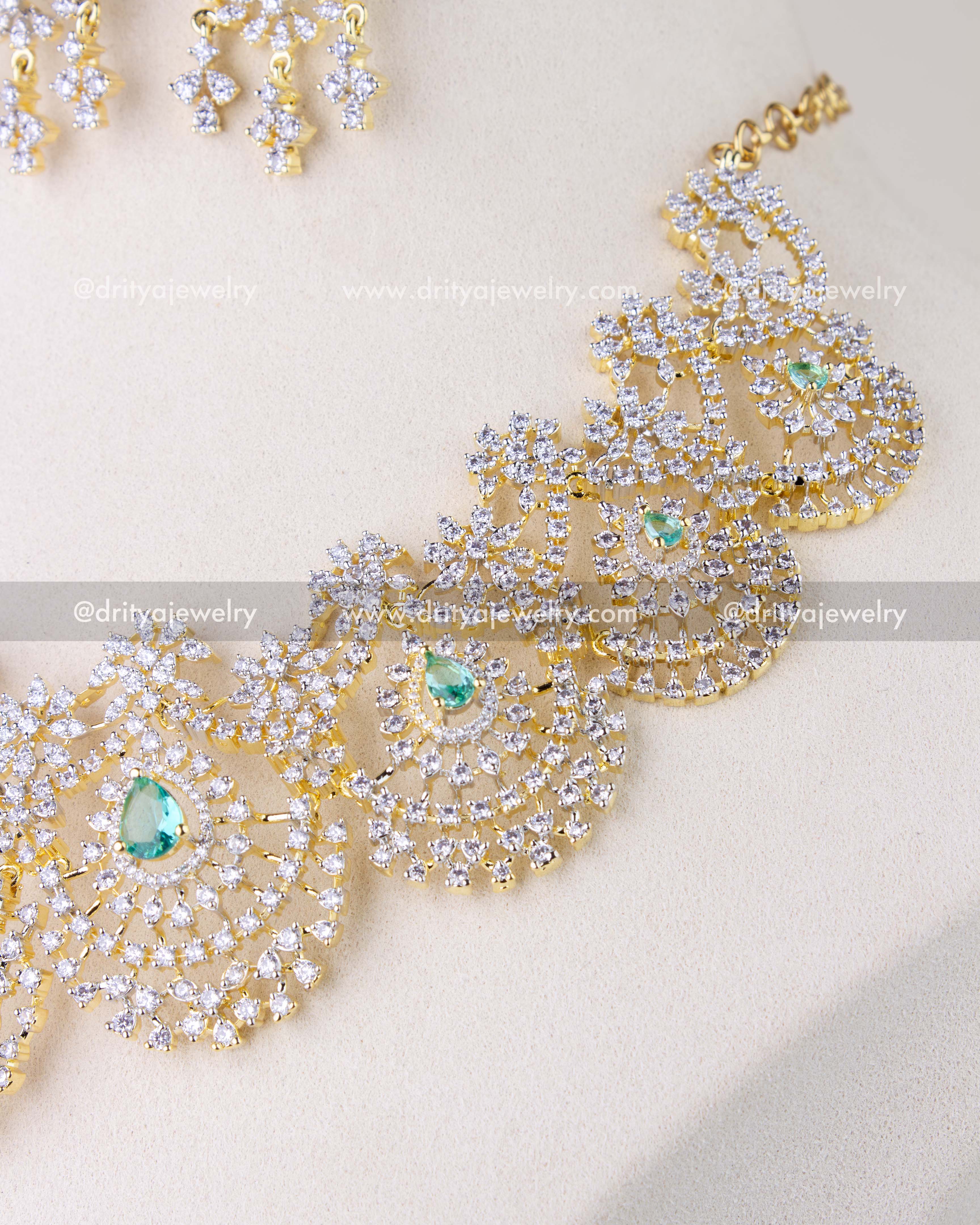 1278-RE emerald CZ short necklace side view showing intricate detailing