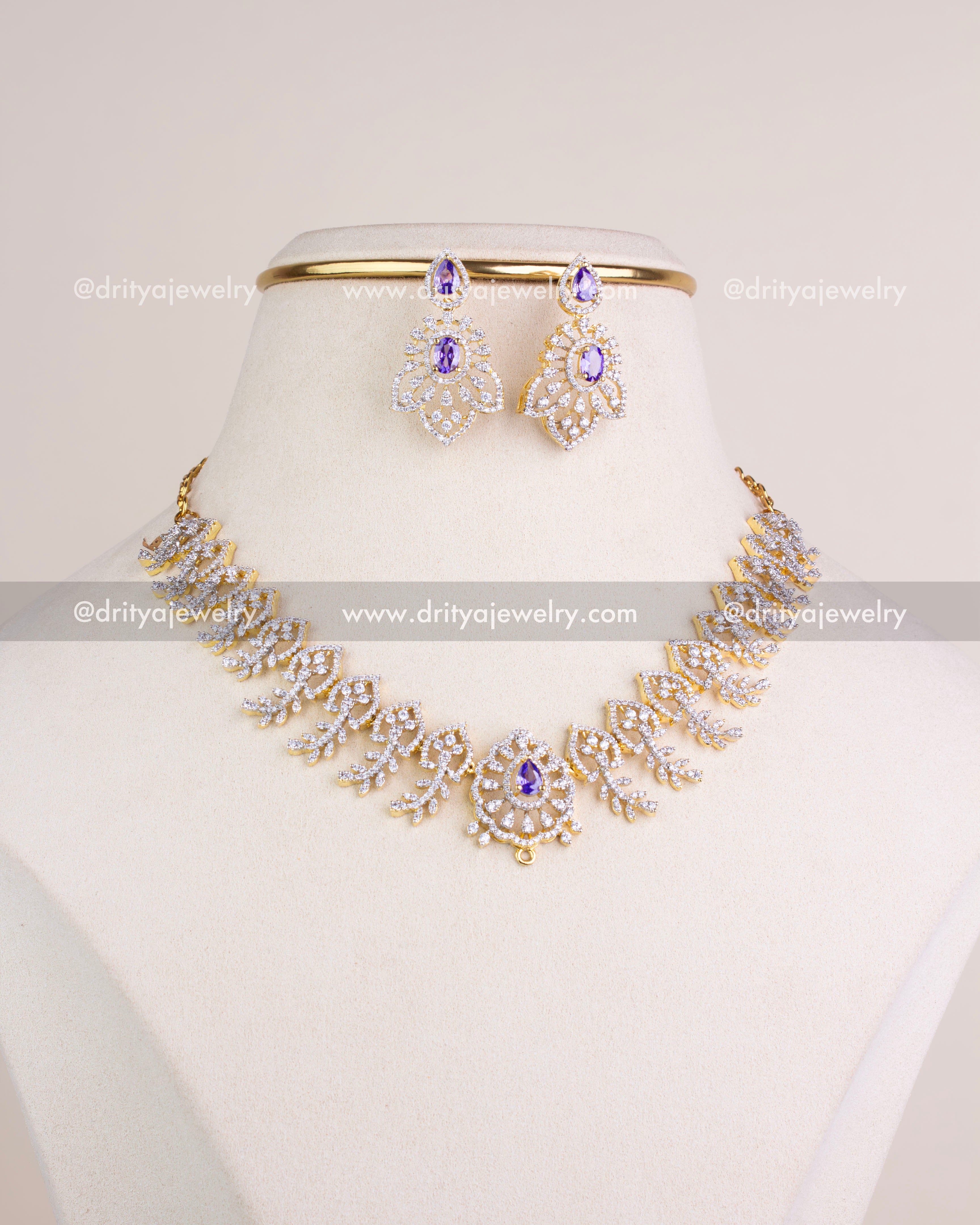 1232-PU necklace set on display bust without main pendant attached