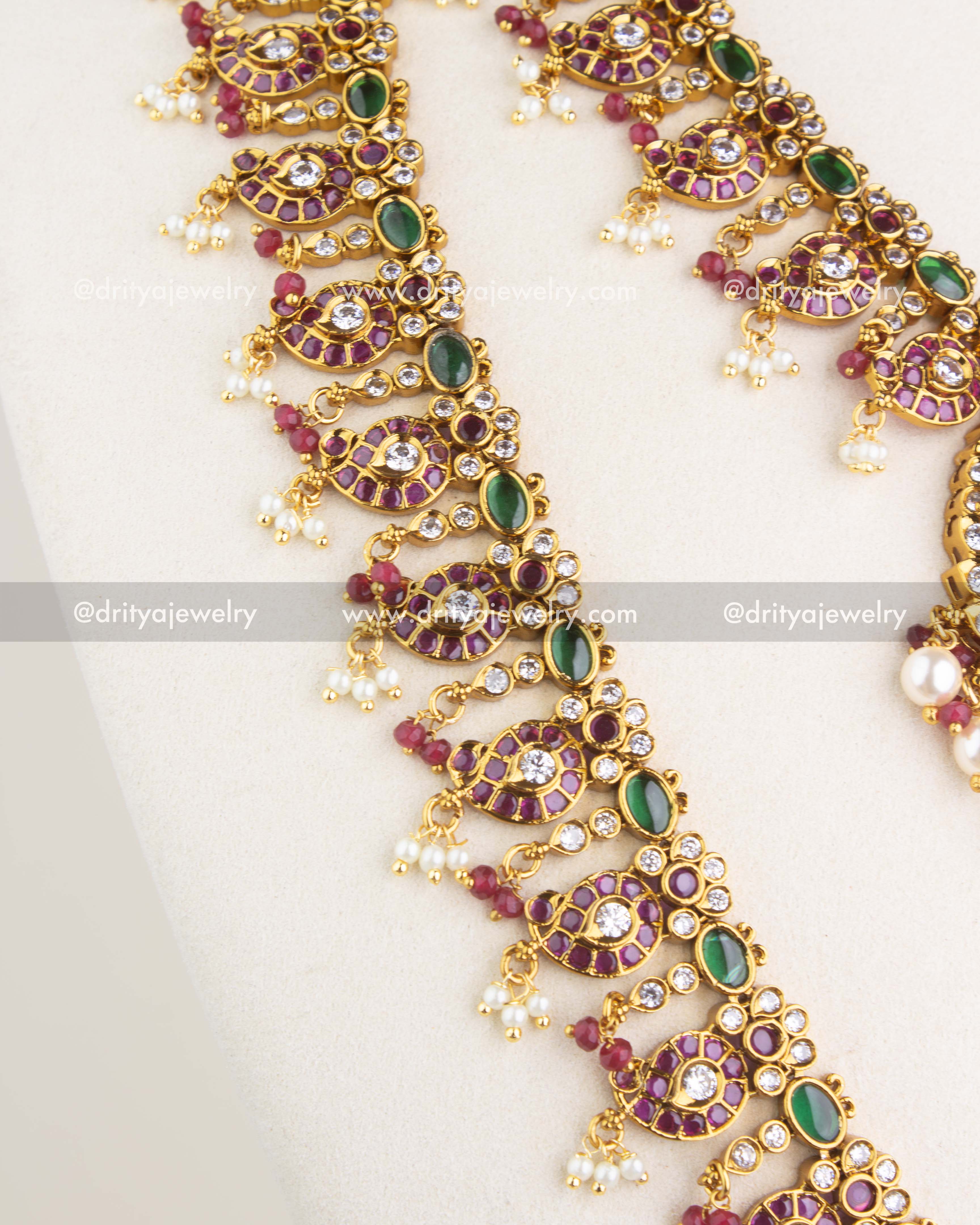 1201 - Necklace Set - Detailed view of side links with green and ruby stones and pearls