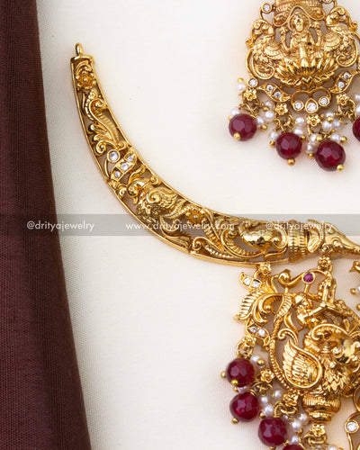 1263-R close-up of kanti-style necklace arm with intricate nakshi work and stones
