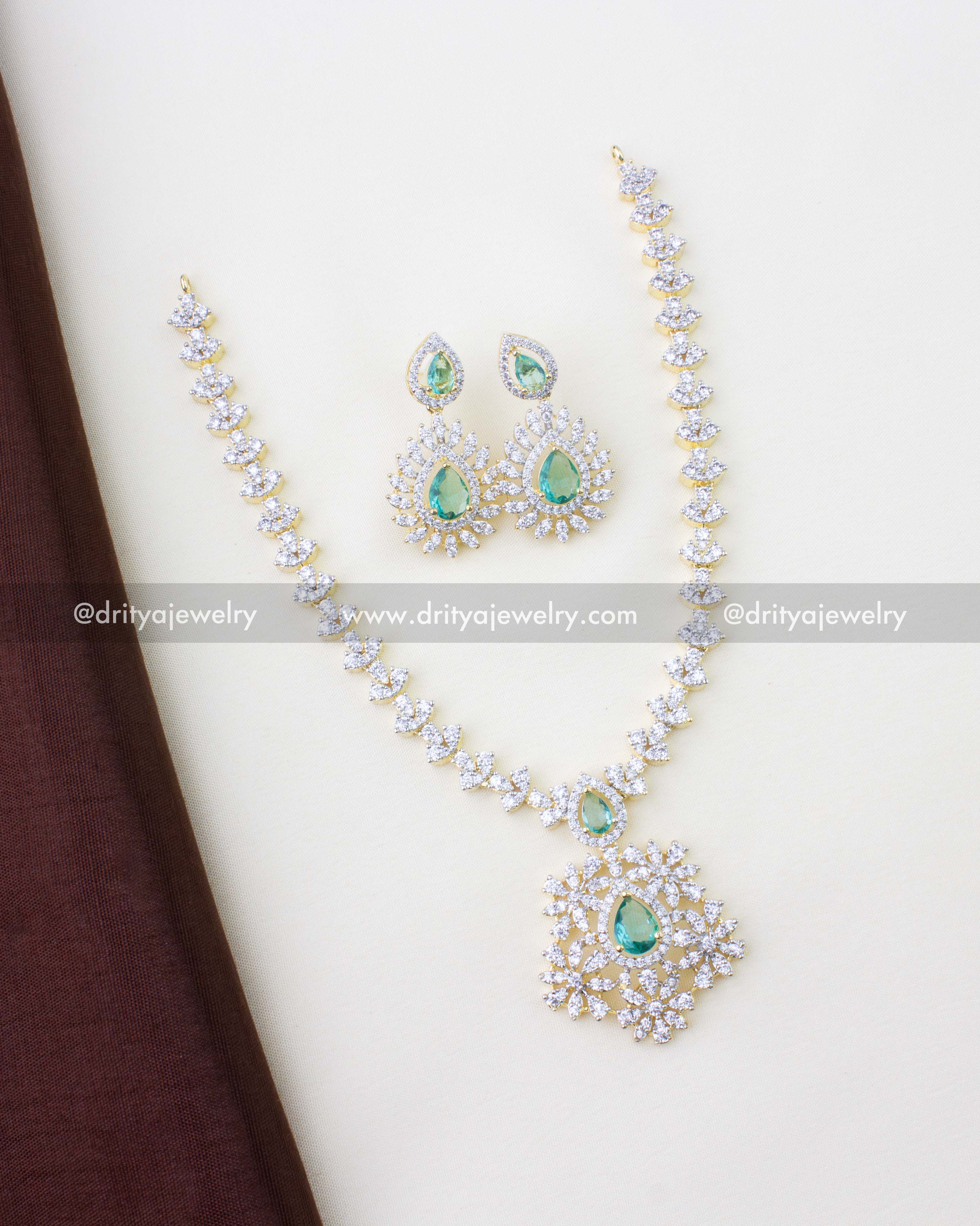 1287-RE complete emerald diamond replica short necklace set with earrings