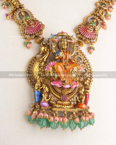 1197 Necklace Set front close-up of central god idol pendant with bead drops