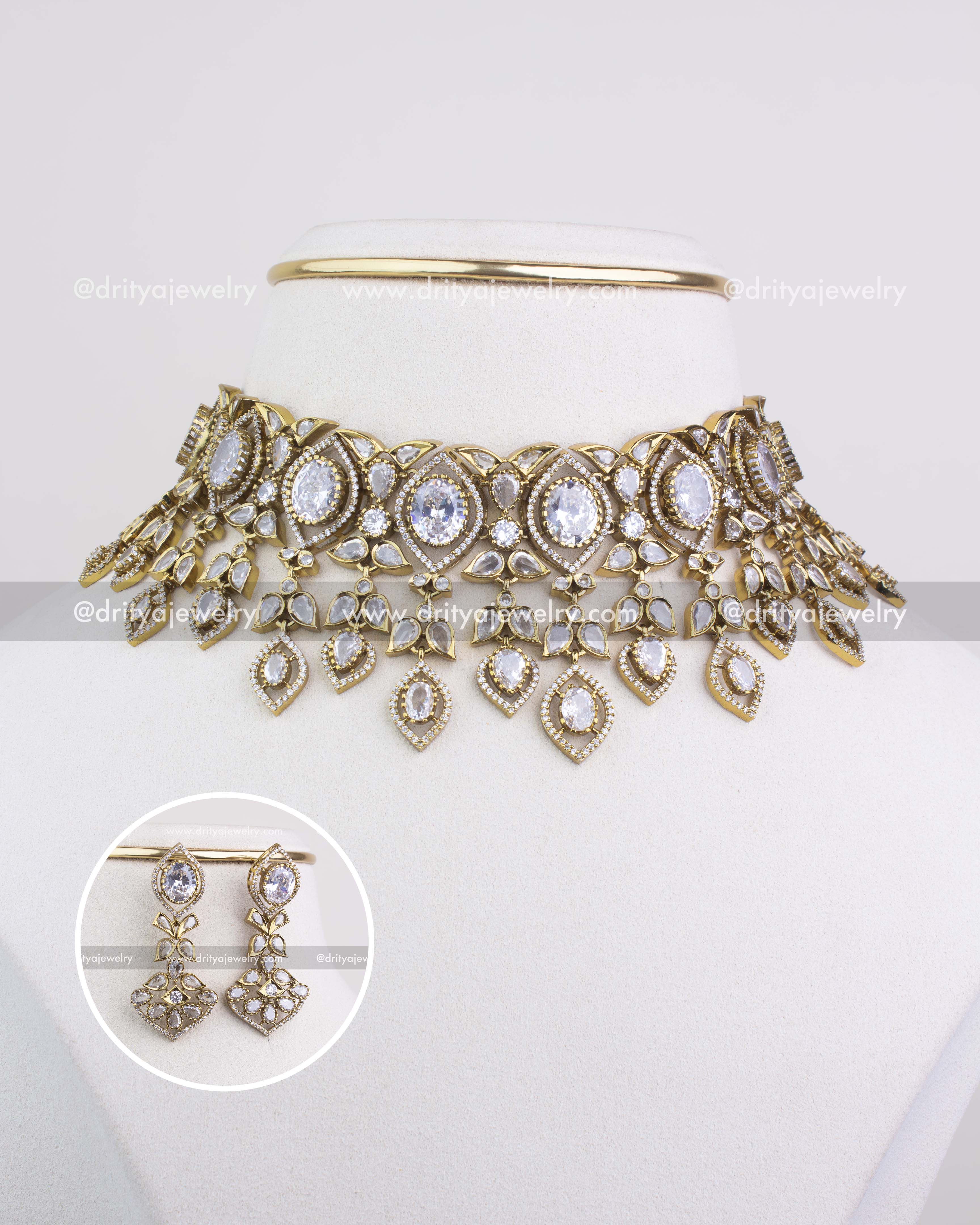 1236-W Victorian AD stone choker necklace set with danglers front view on display bust
