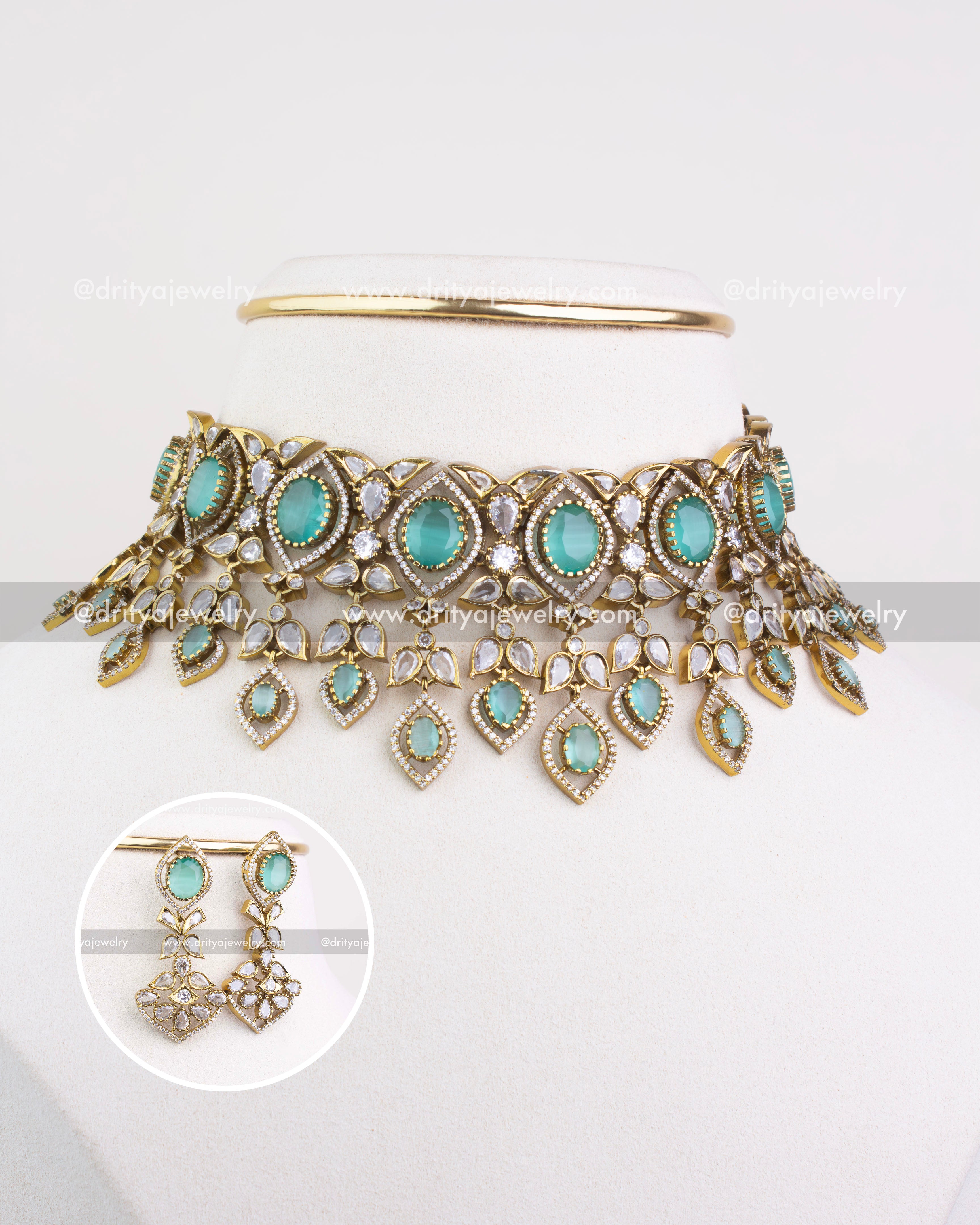 1236-MG mint stone Victorian choker necklace set with matching earrings front view