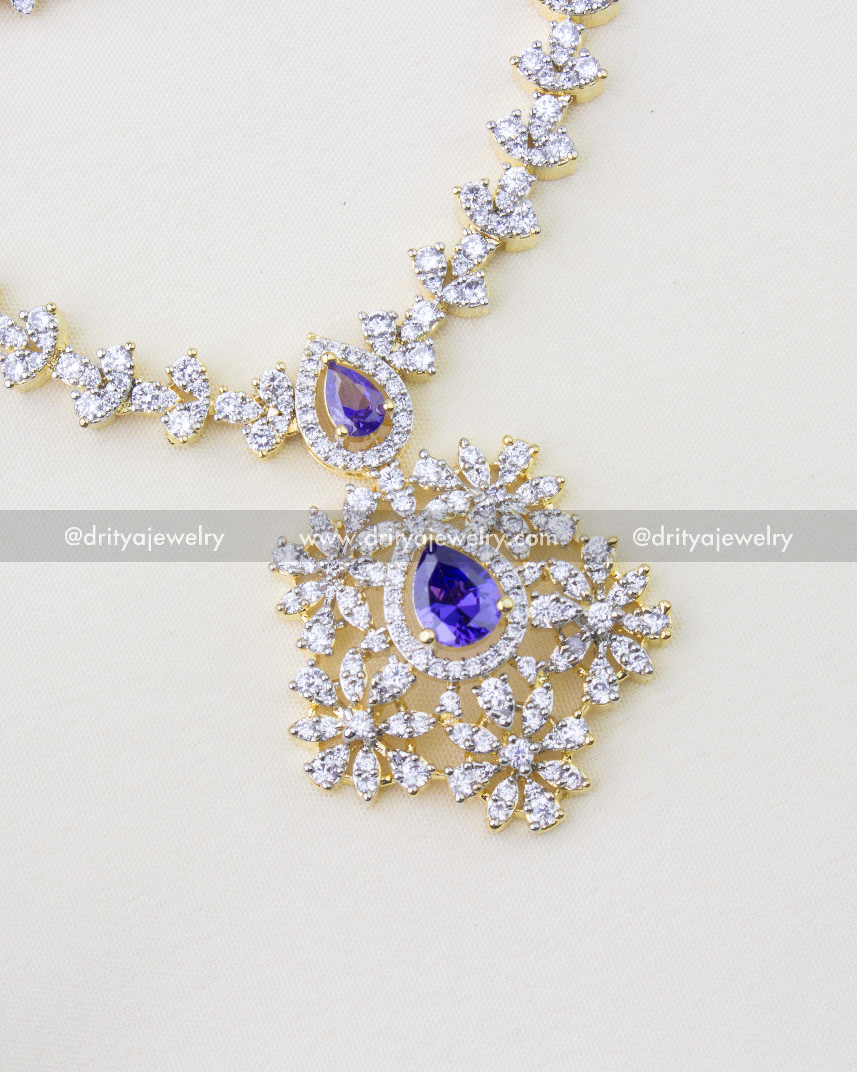 1287-PU - Close-up of pendant on purple stone short necklace