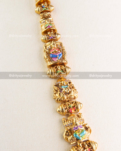 1220 Detailed view of deity panels and nakshi work on necklace links