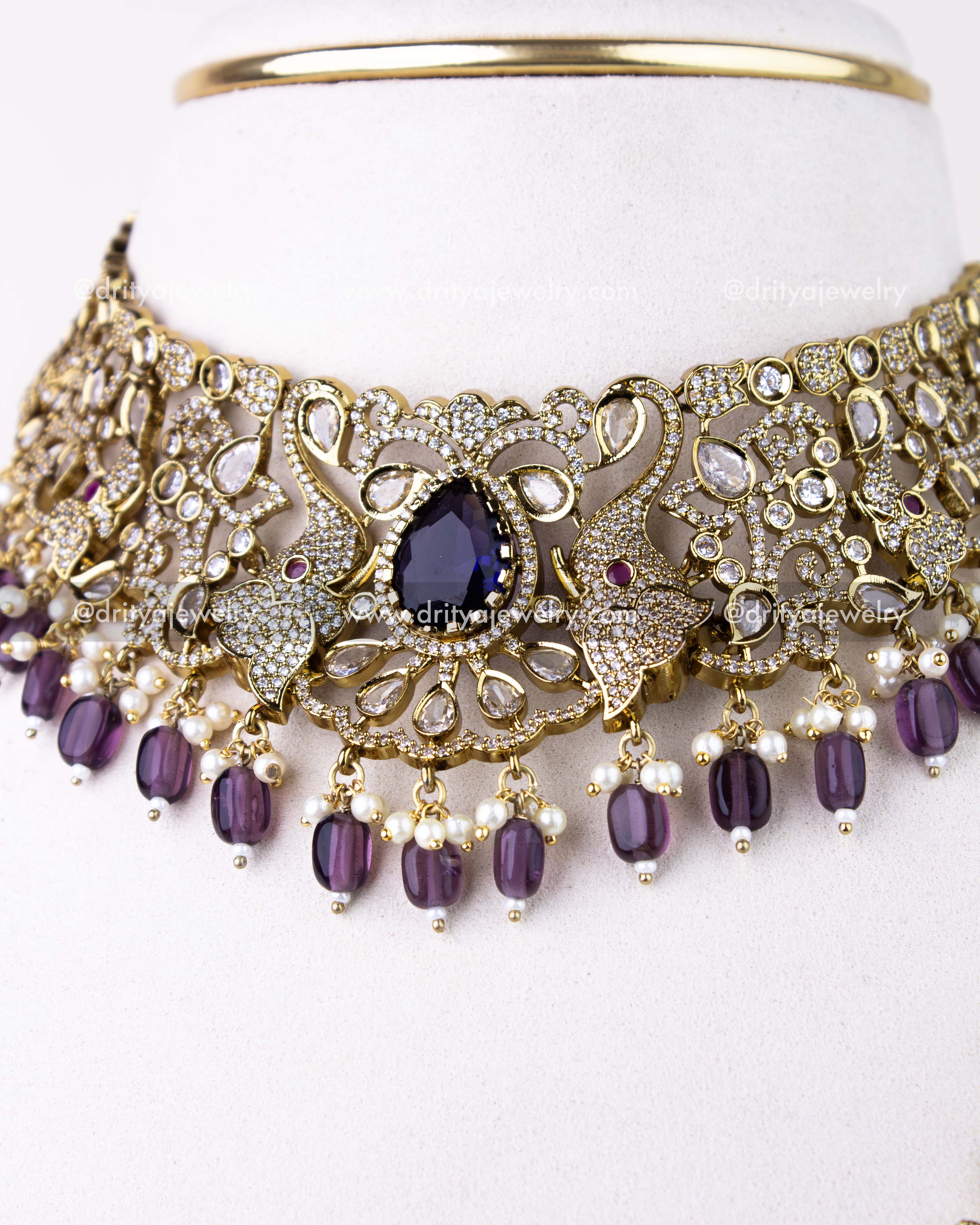 1309-PUCN detailed front close-up of purple centre stone Victorian choker