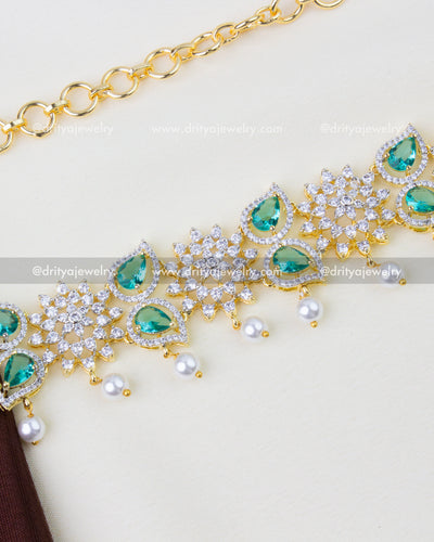1289-RE premium emerald and CZ stone hip chain close-up view