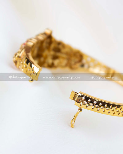 1122 - Meenakari temple kada bangle openable clasp close-up view