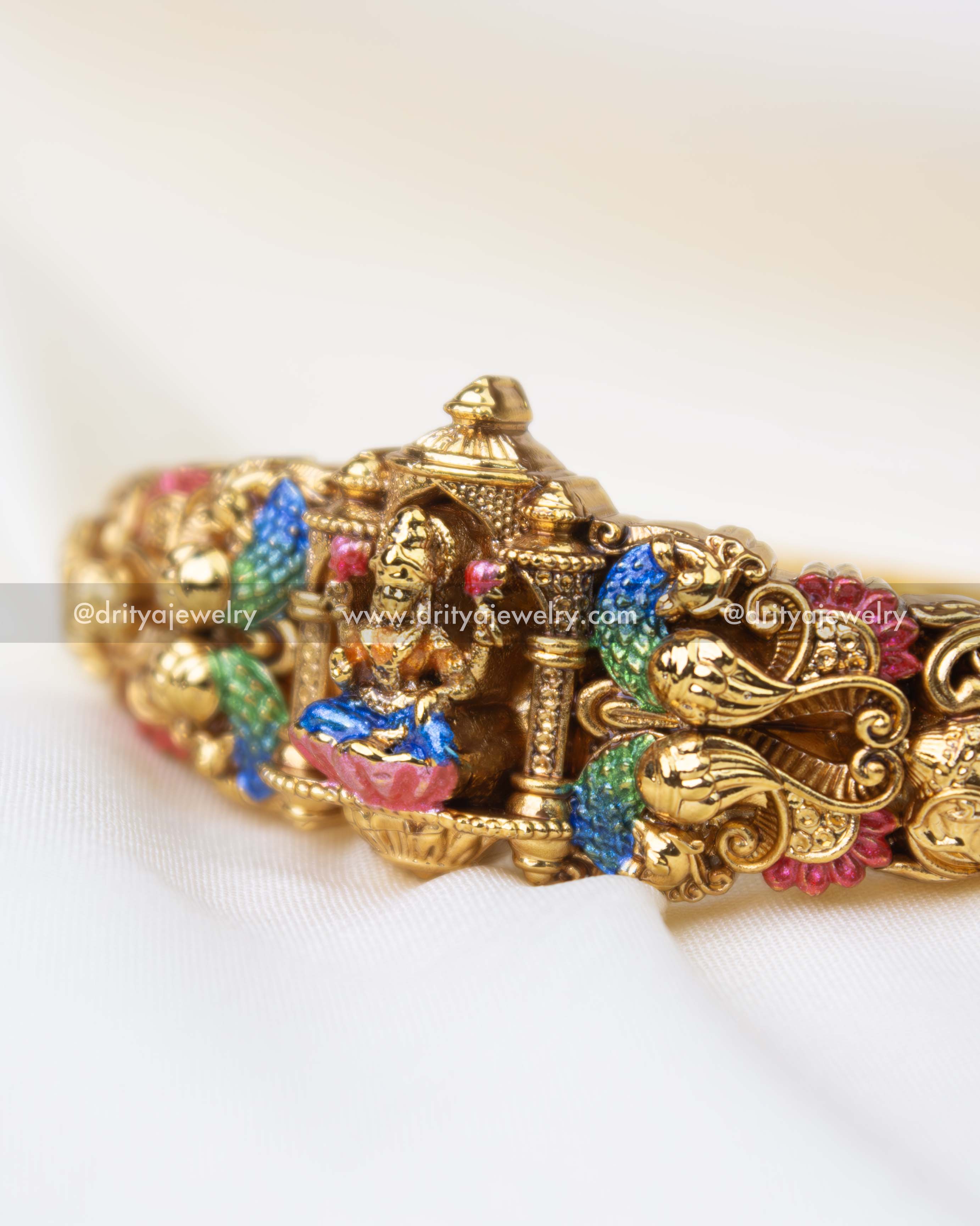 1122 - Front close-up of meenakari temple kada with god idol centerpiece
