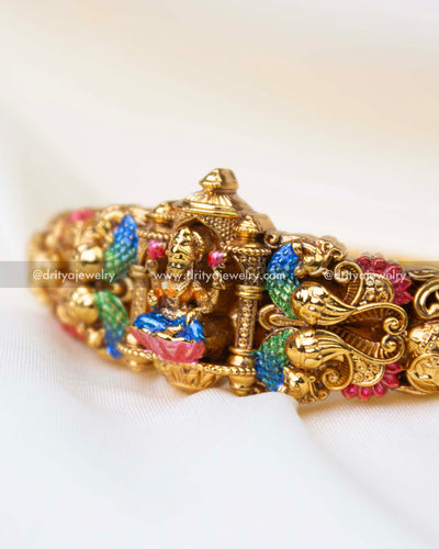 1122 - Front close-up of meenakari temple kada with god idol centerpiece