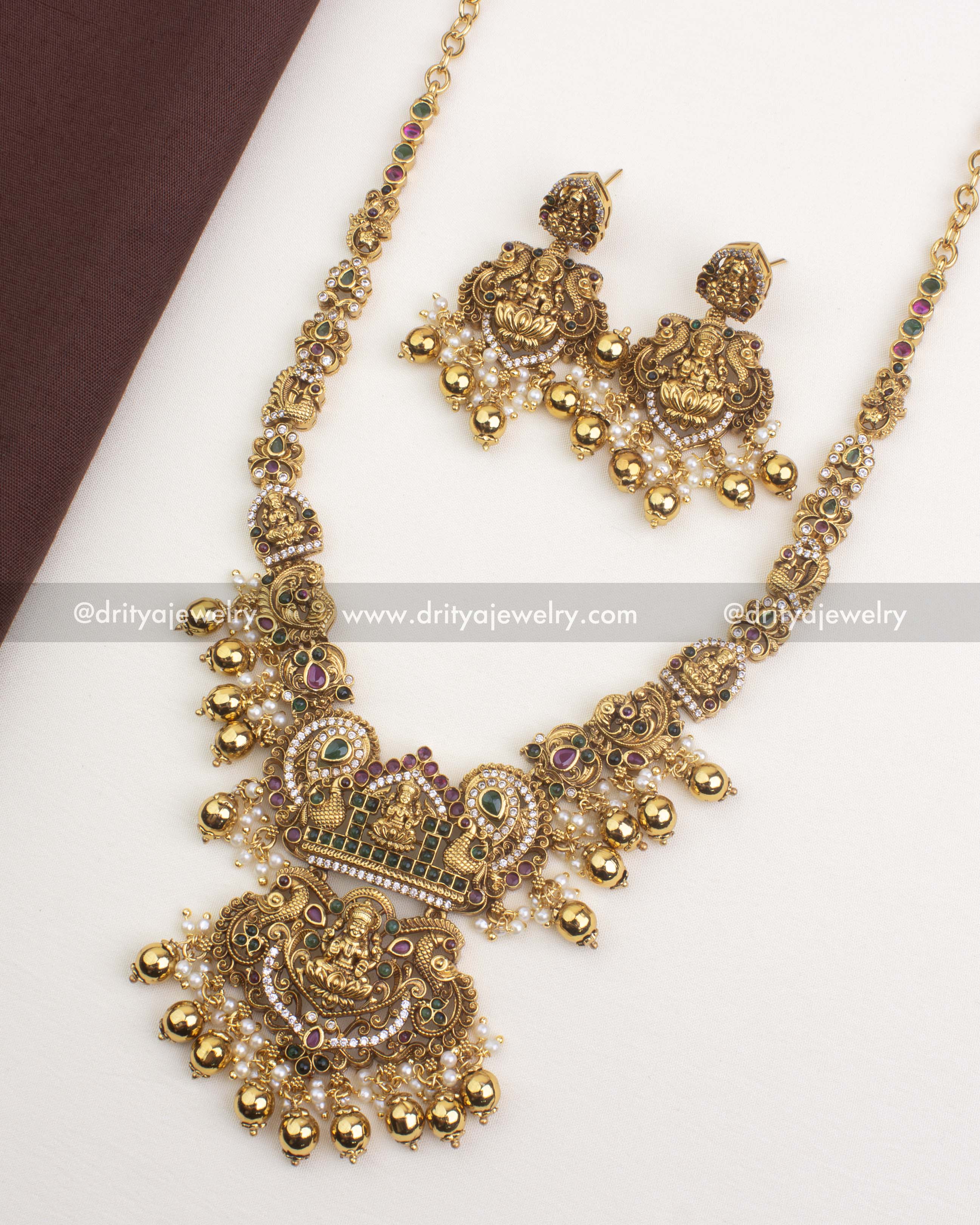 1249-GO premium temple short necklace set with matching earrings