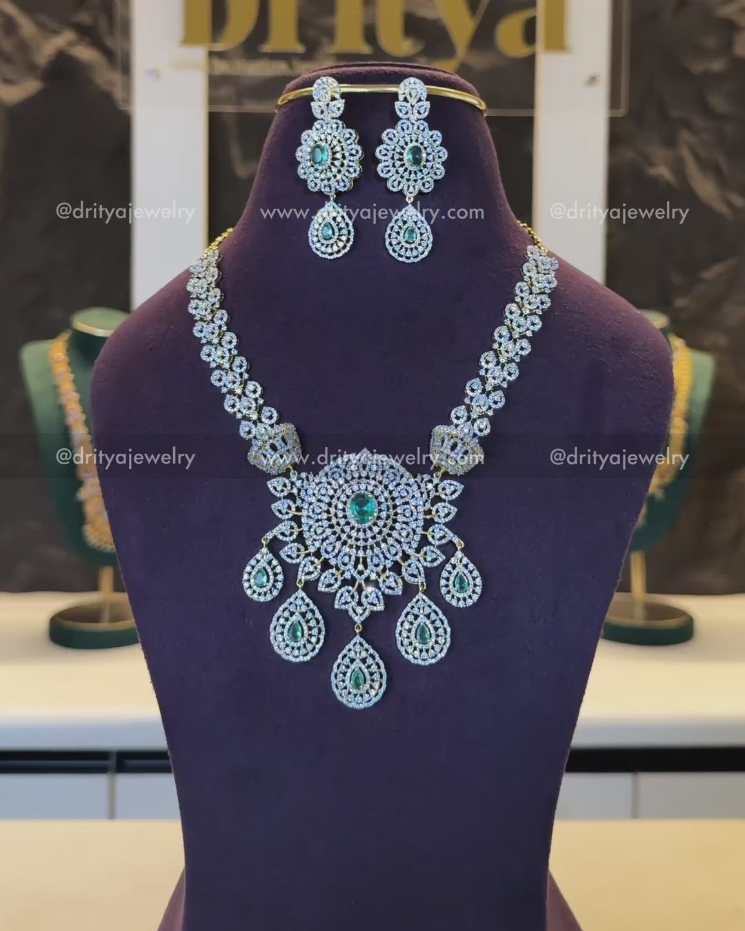 Load video: Premium CZ Russian Emerald Replica Short Necklace Set