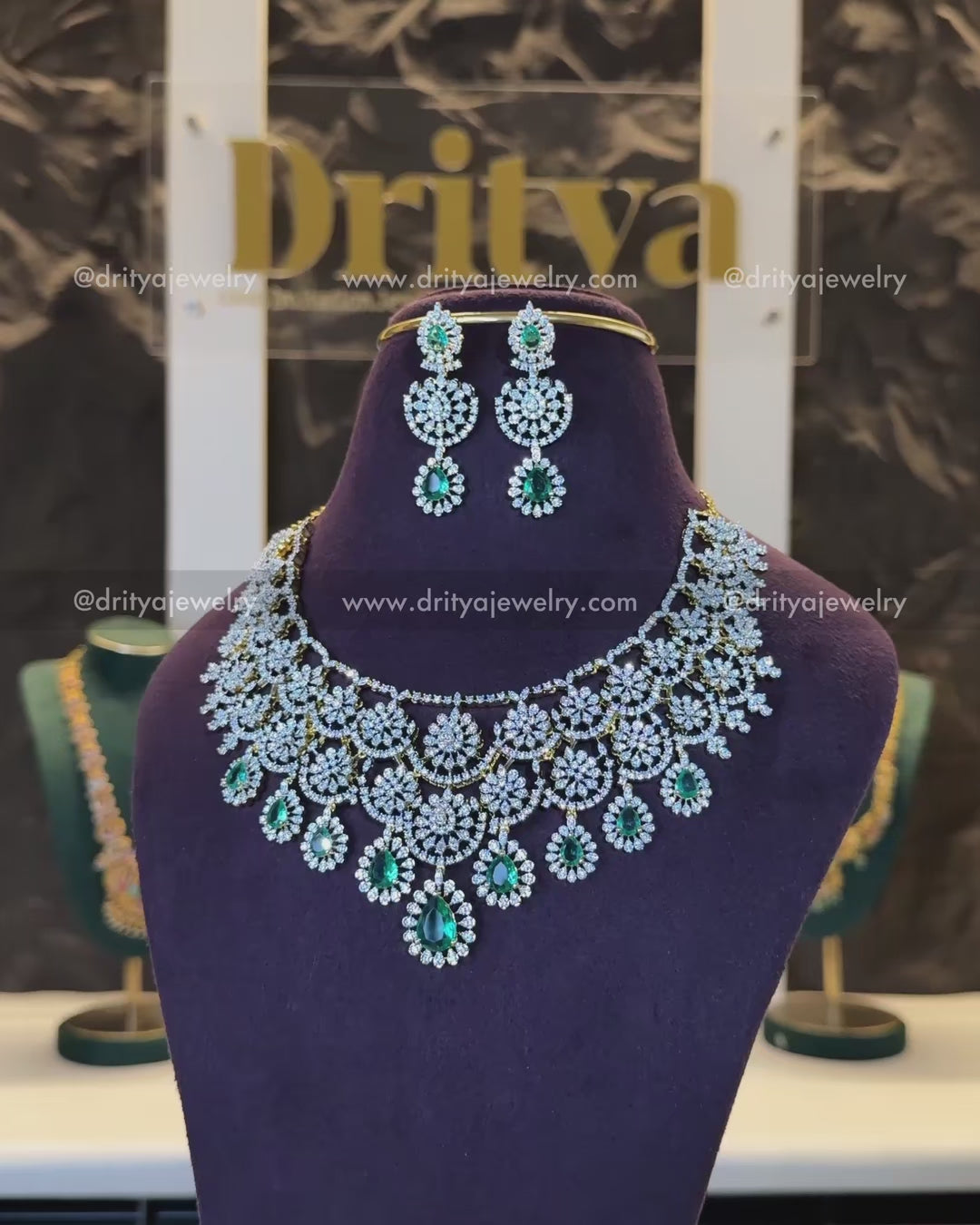 Load video: Diamond Replica Bridal Necklace Set - Russian Emerald