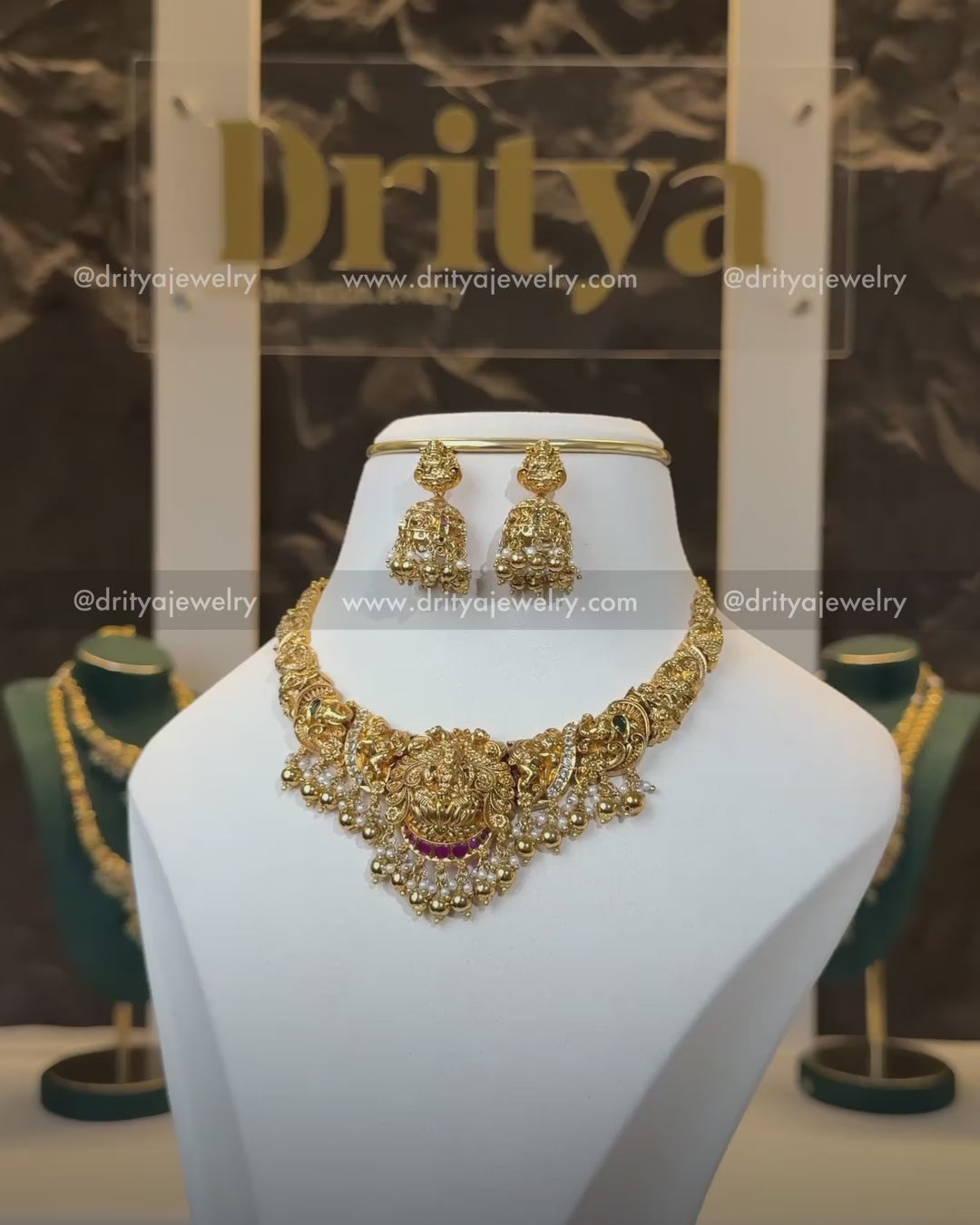 Load video: Premium Nakshi Short Necklace with Jhumkas