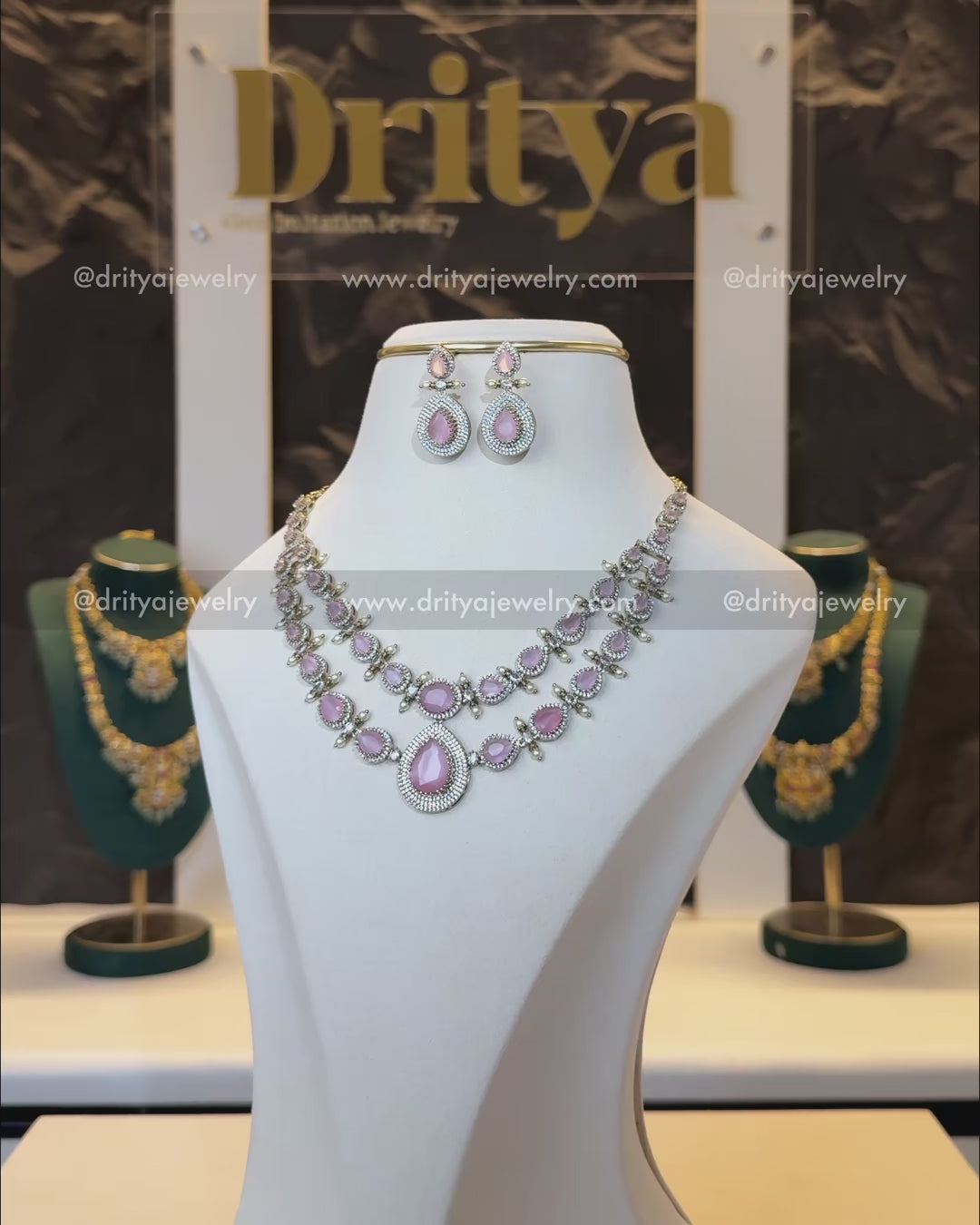 Victorian Layered Short Necklace - Blush Pink